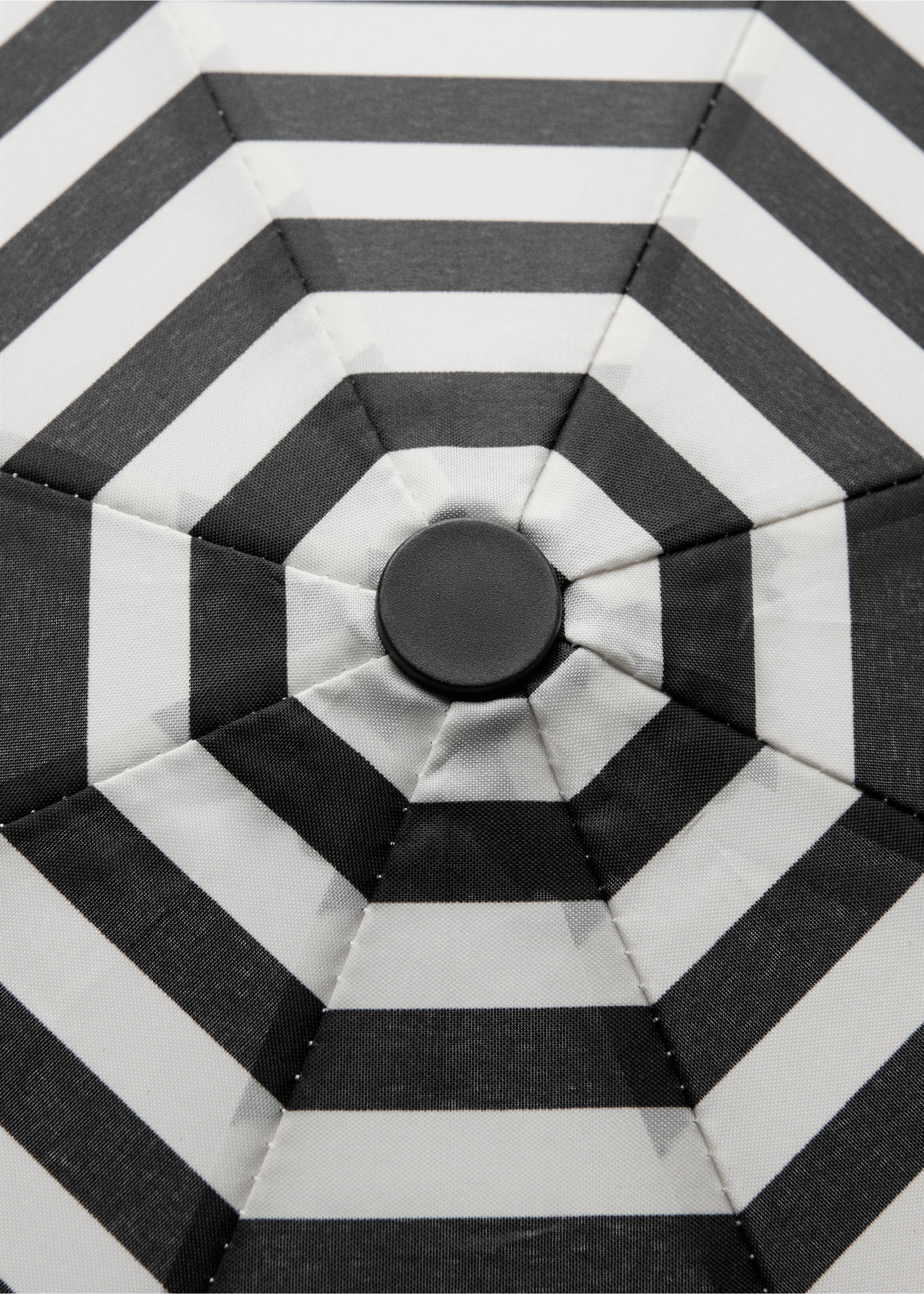 Paraigua estampat ratlles - Detall de l'article 2, Negre. Ref: 27081176-00.