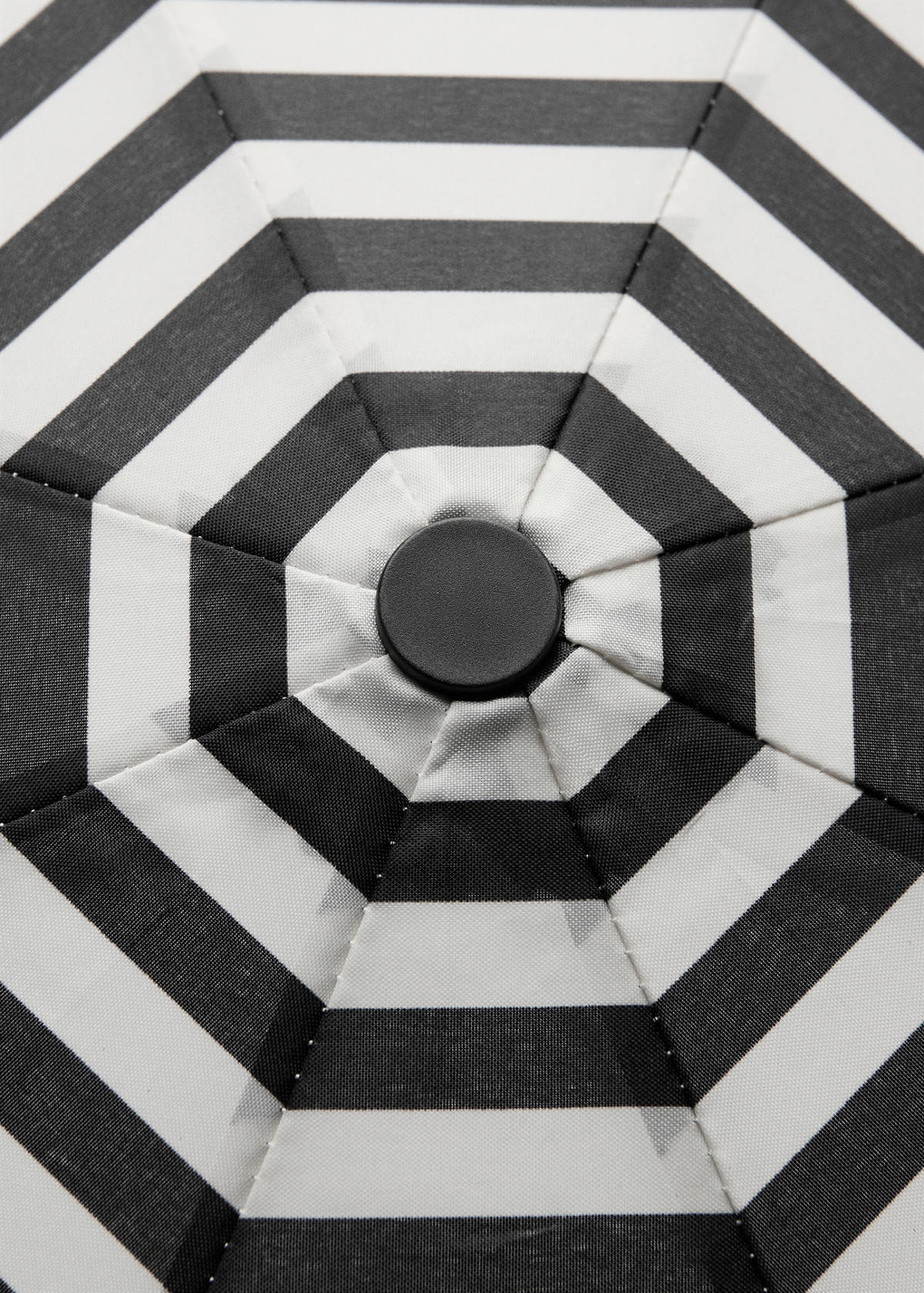 Stripe-printed umbrella — Black