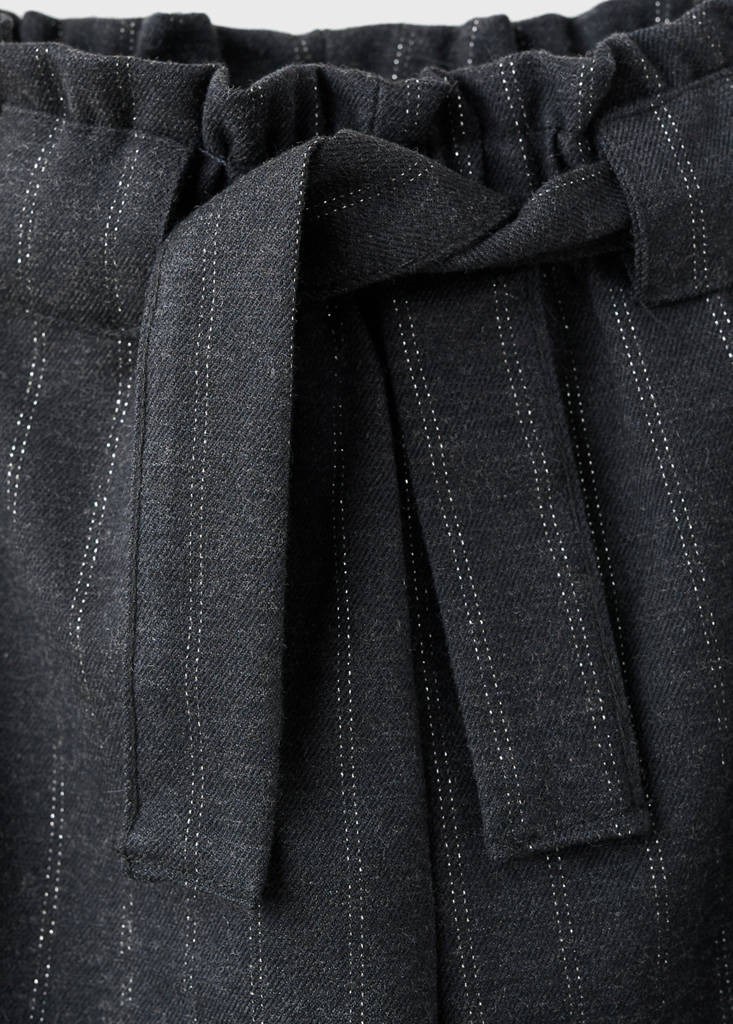 Striped bow trousers — Grey