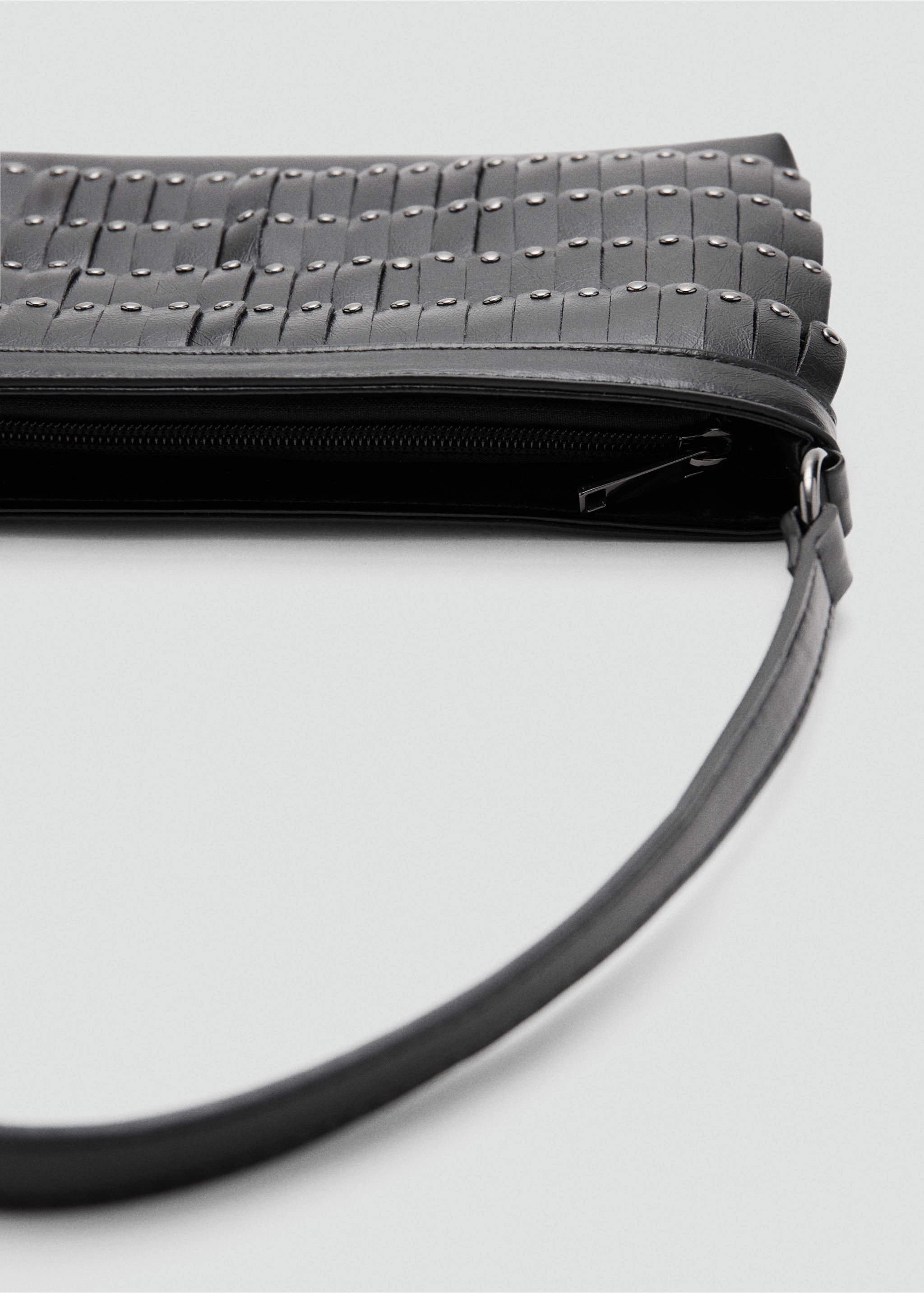 Fringed studded handbag - Details of the article 2, Black. Ref: 27081178-00.