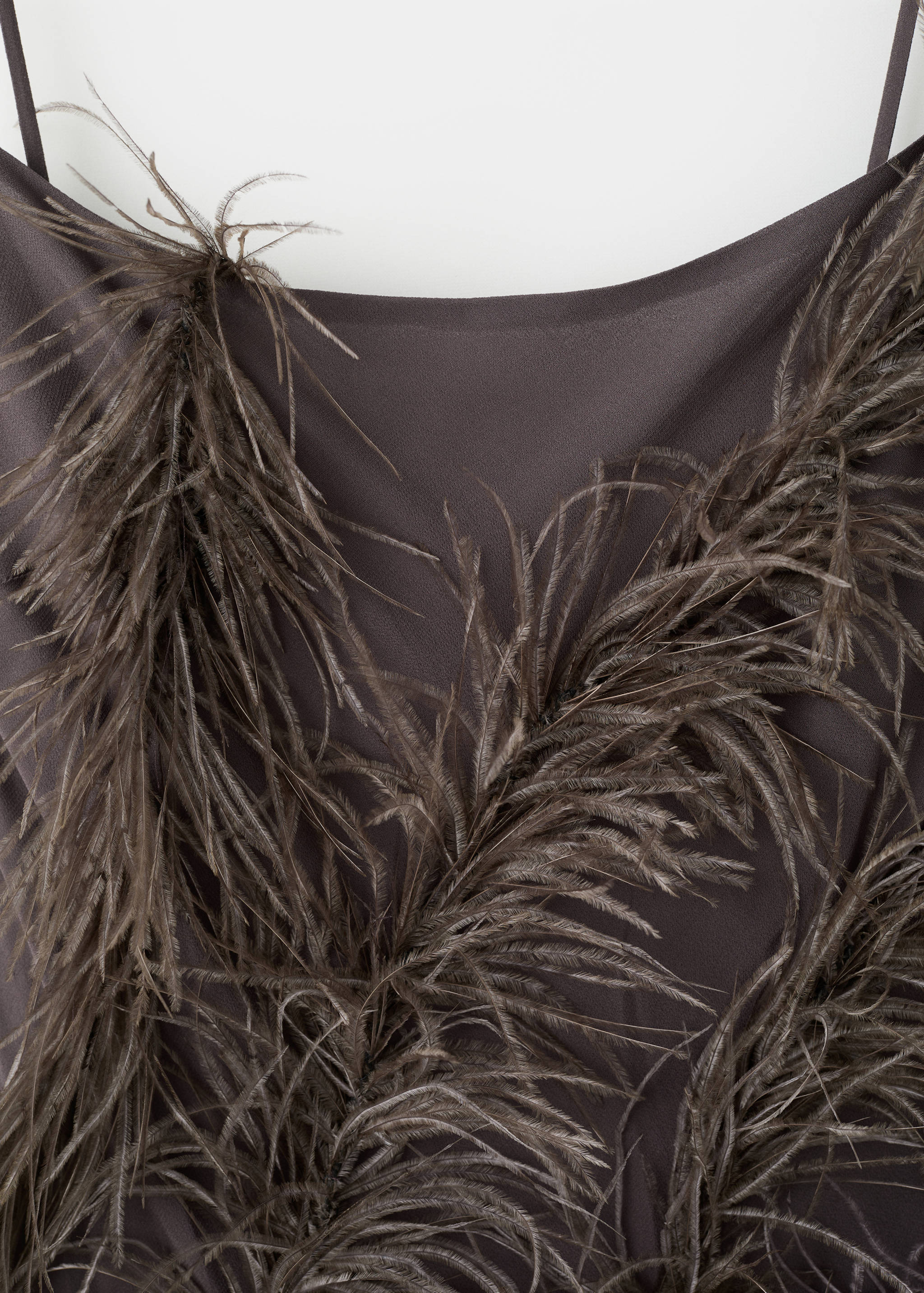 Feather dress with fringed hem - Details of the article 0