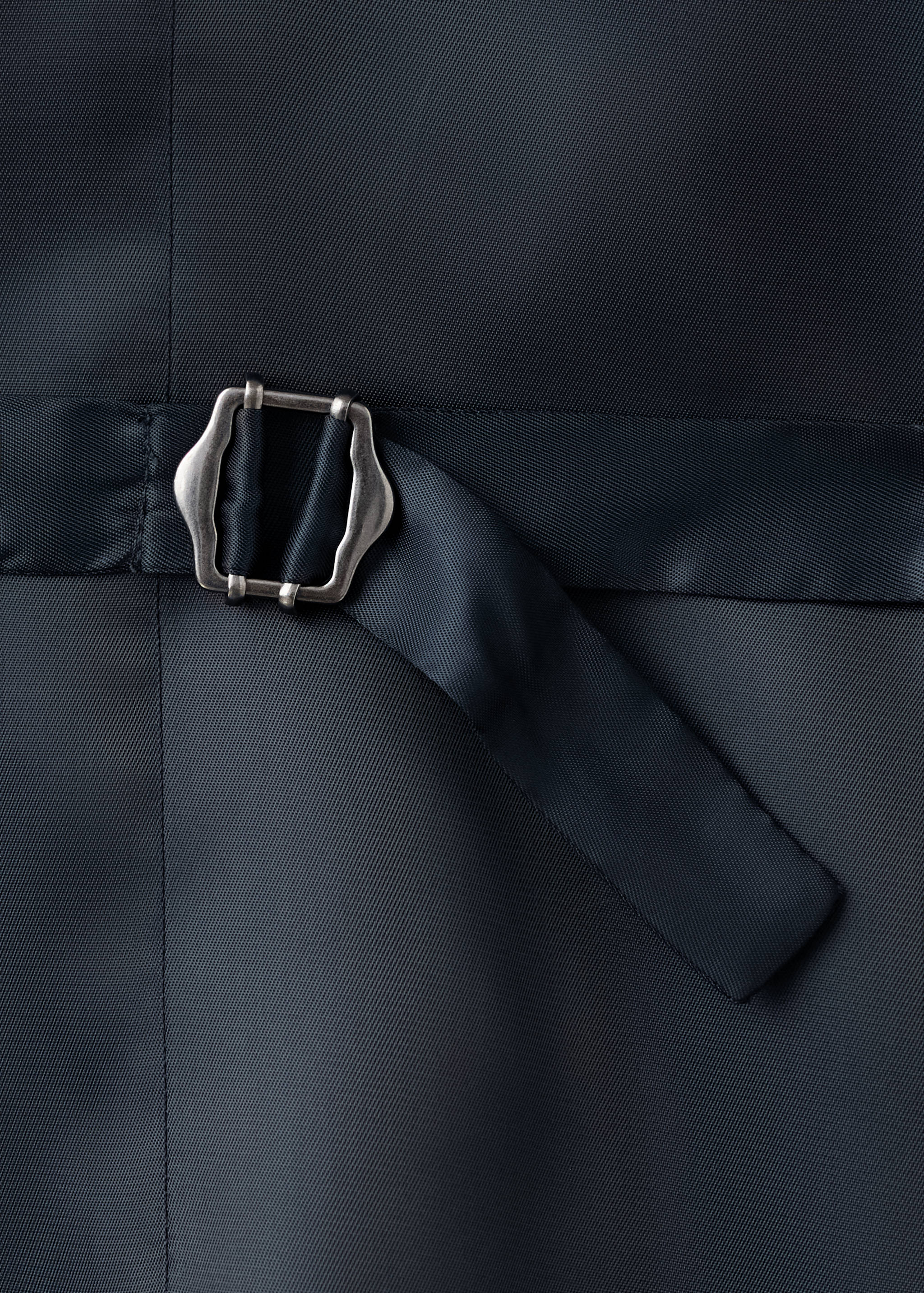 Slim-fit suit waistcoat - Details of the article 0