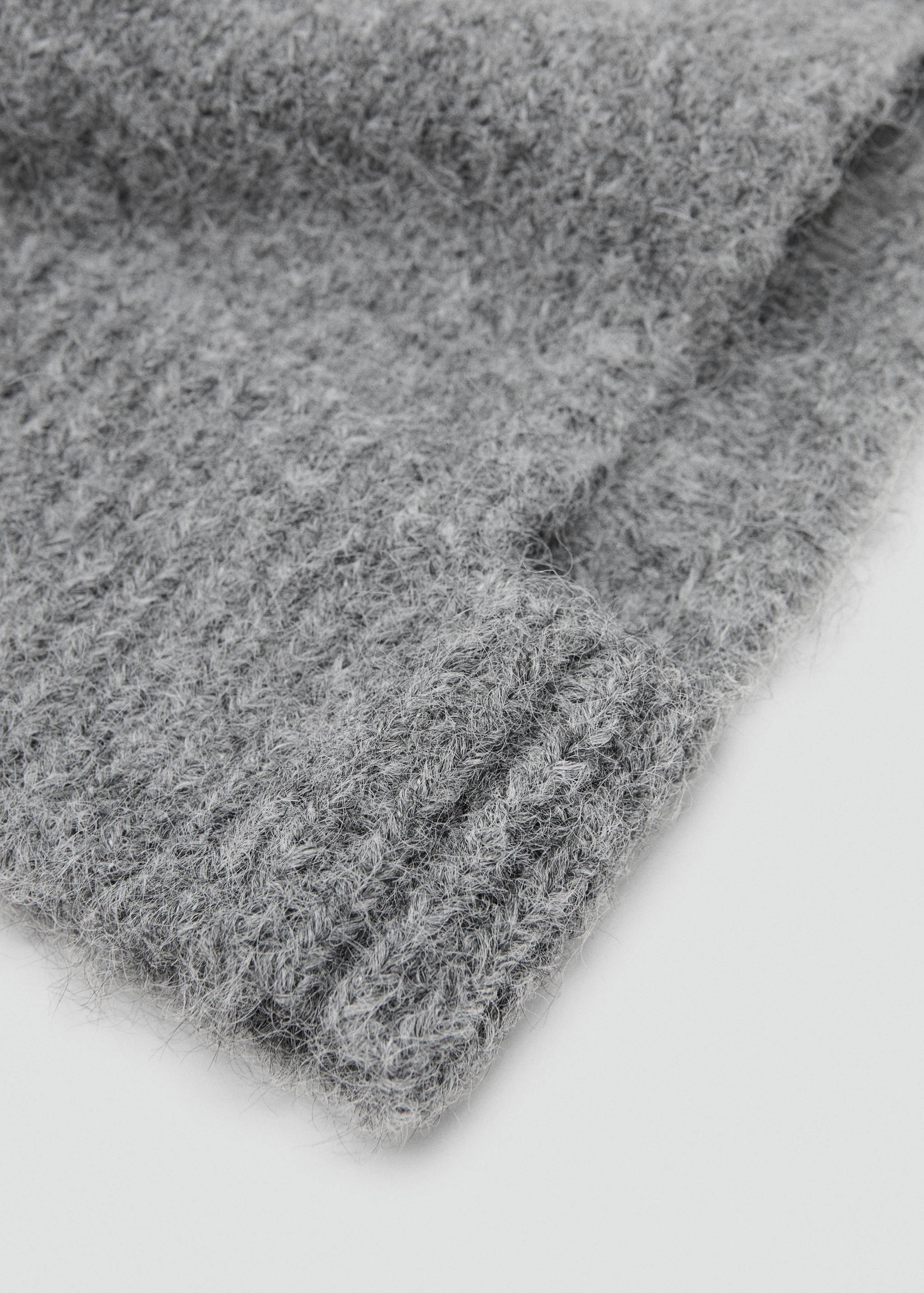 Knitted balaclava - Medium plane