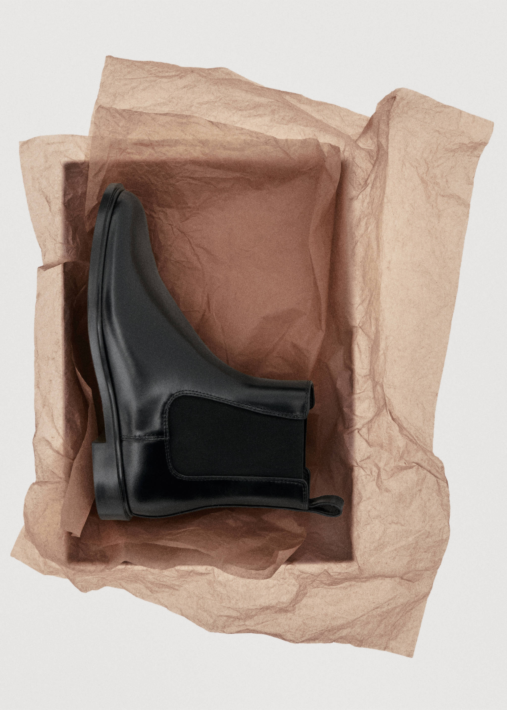 Elastic panels leather ankle boots - Details of the article 7