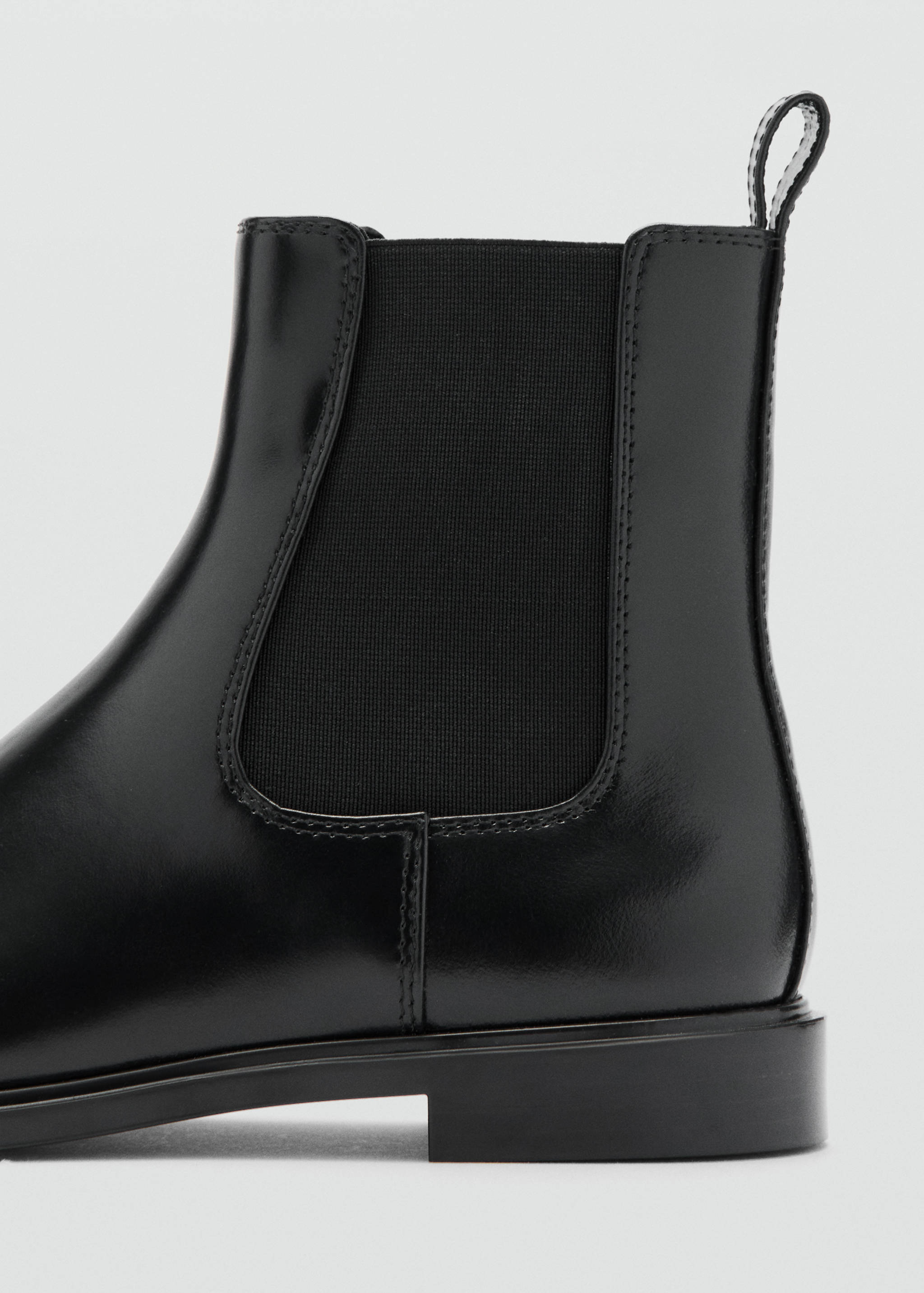 Elastic panels leather ankle boots - Details of the article 1