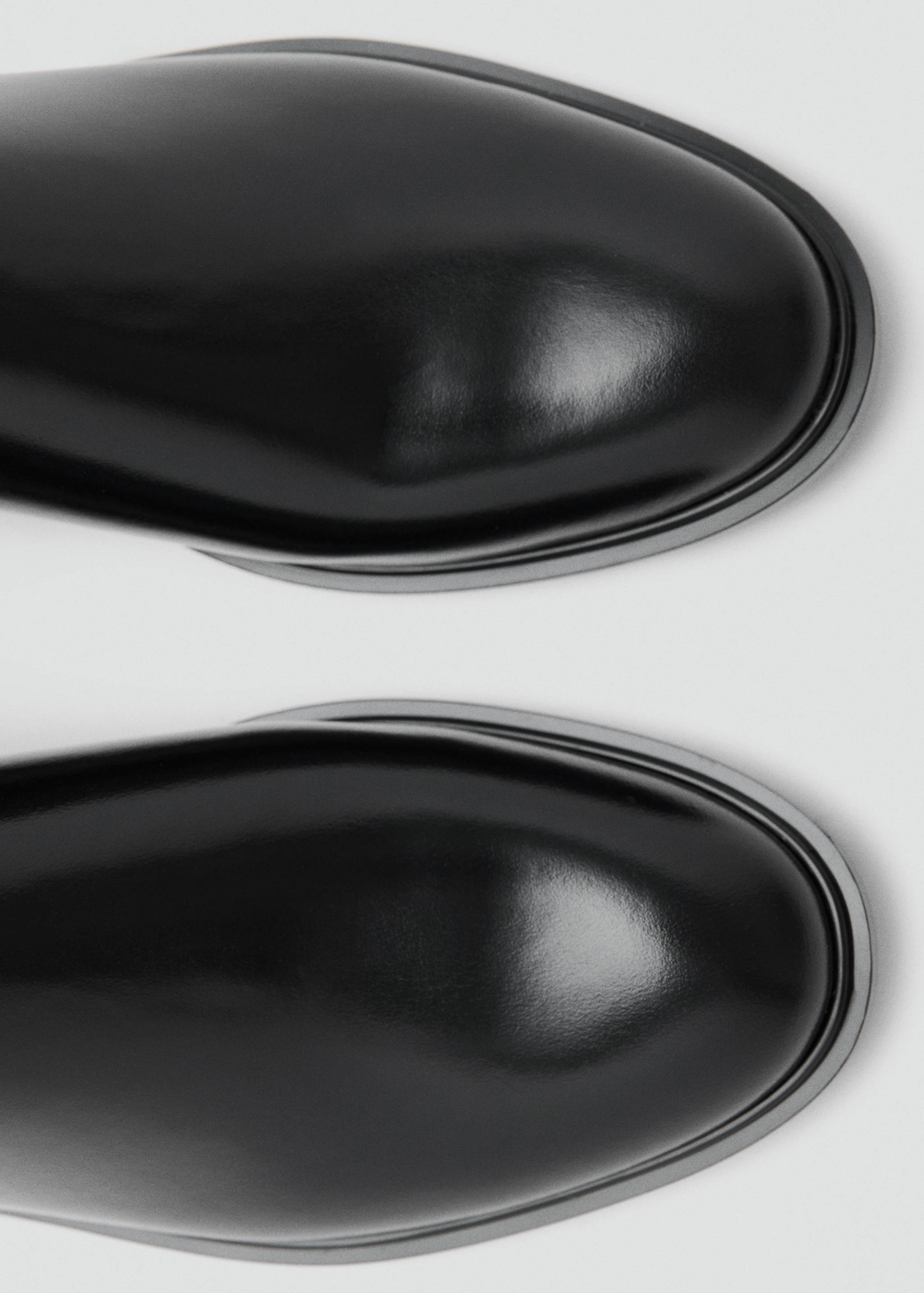 Elastic panels leather ankle boots - Details of the article 4