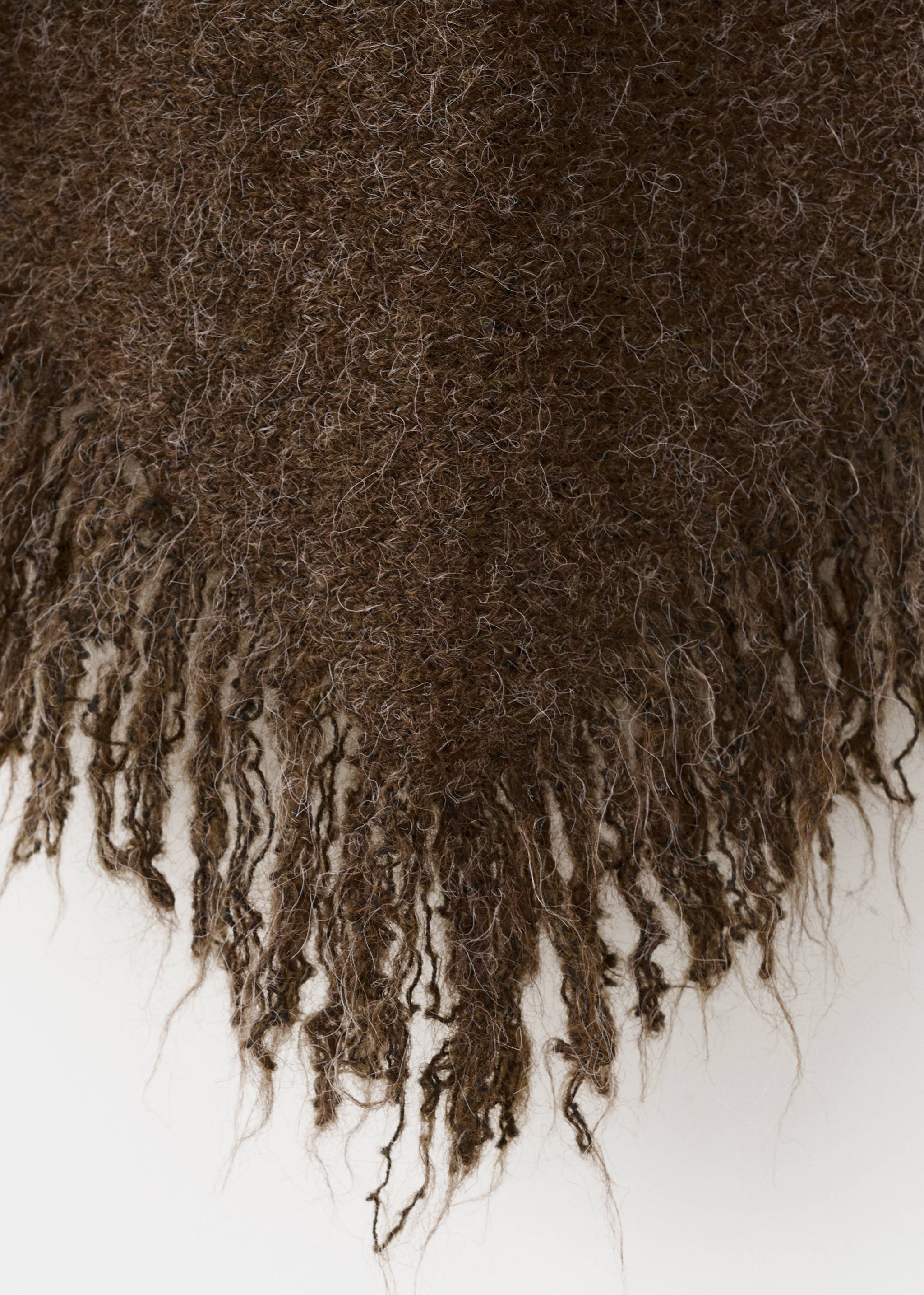 Châle finitions franges - Plan moyen, Chocolat. Ref: 27081200-00.