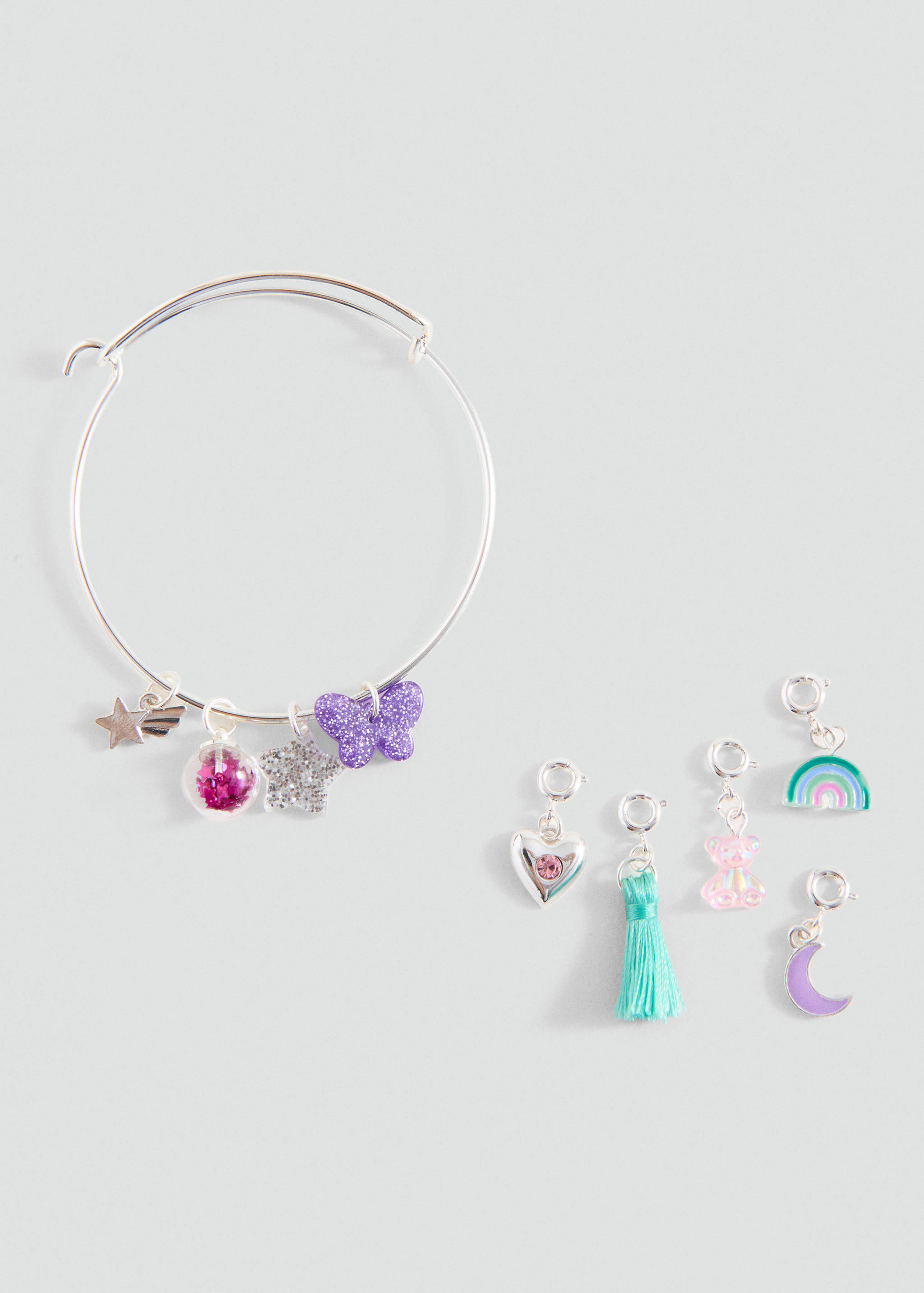 Bracelet breloques combinées - Plan moyen