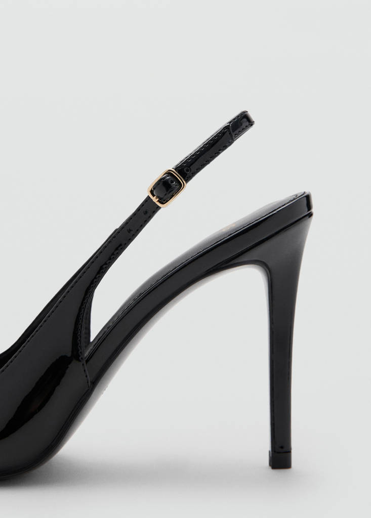Patent heeled shoes — Black