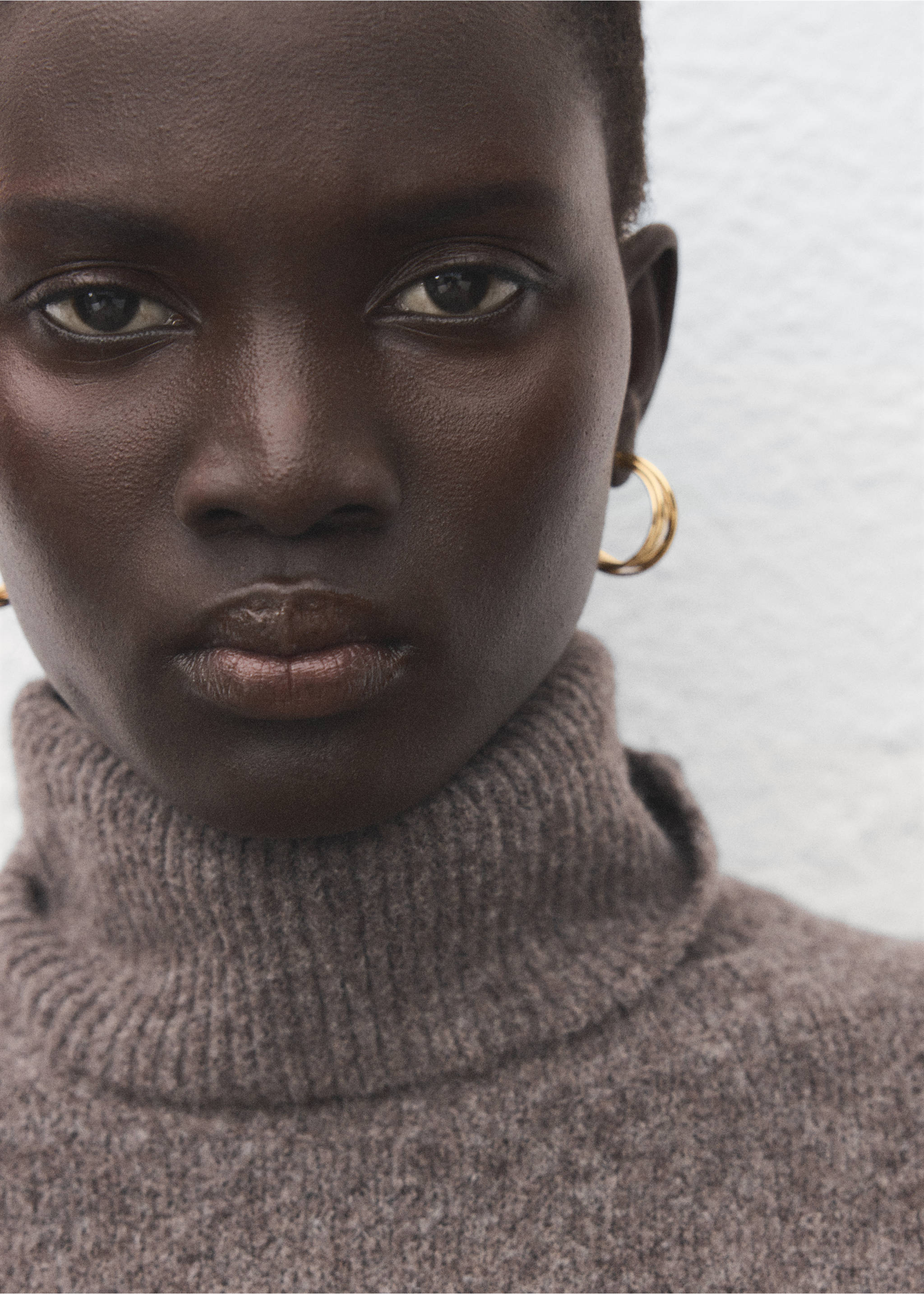 Robe maille col roulé - Détail de l'article 1, Marron moyen. Ref: 27081215-00.