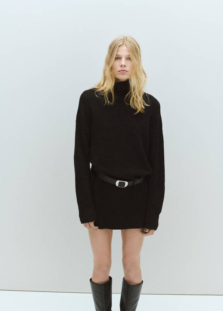 Knitted turtleneck dress — Black