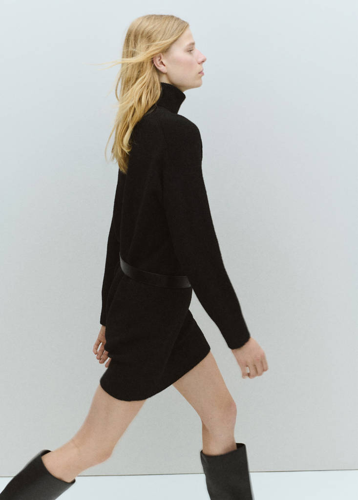 Knitted turtleneck dress — Black