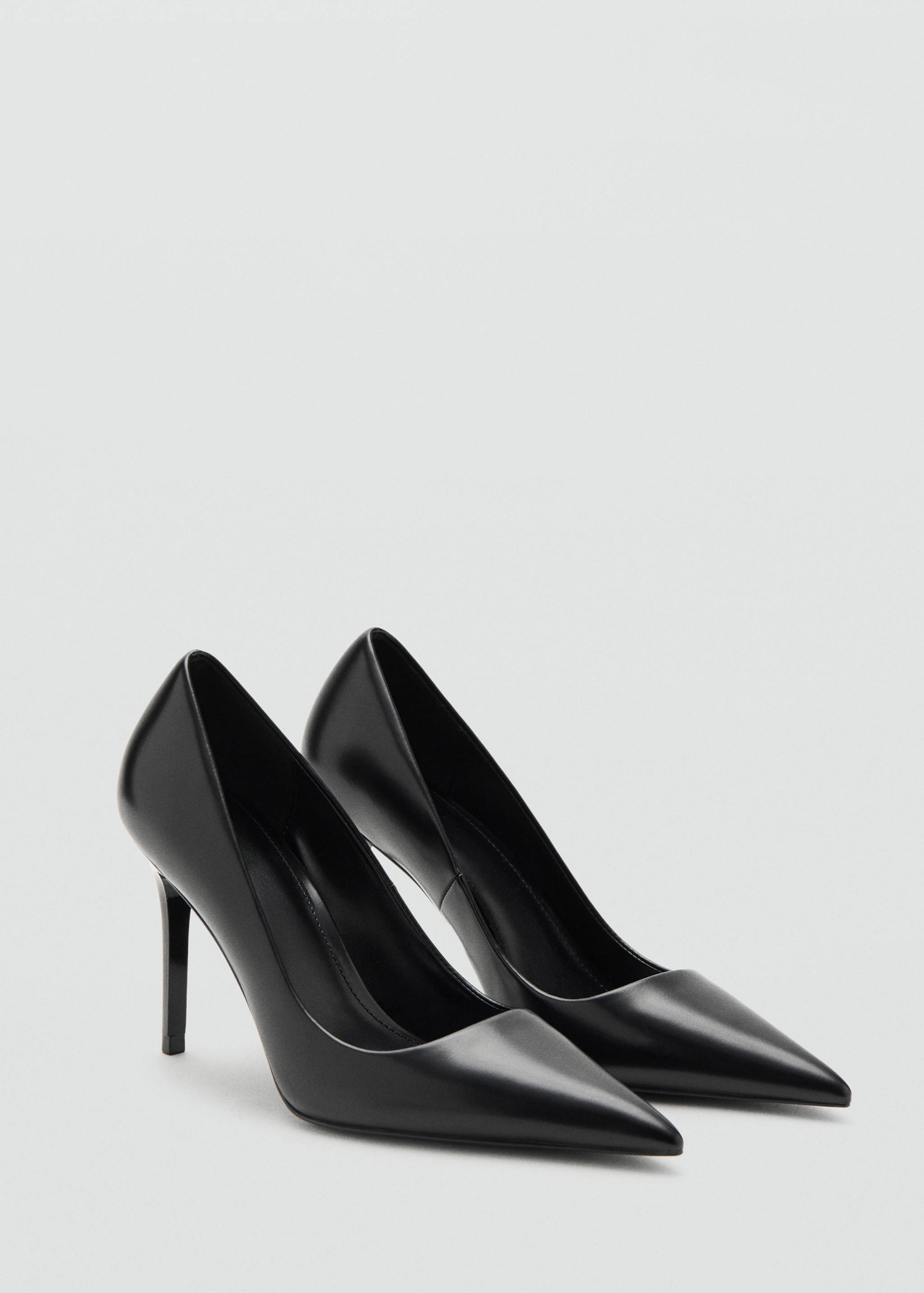 High-heeled shoes - Medium plane