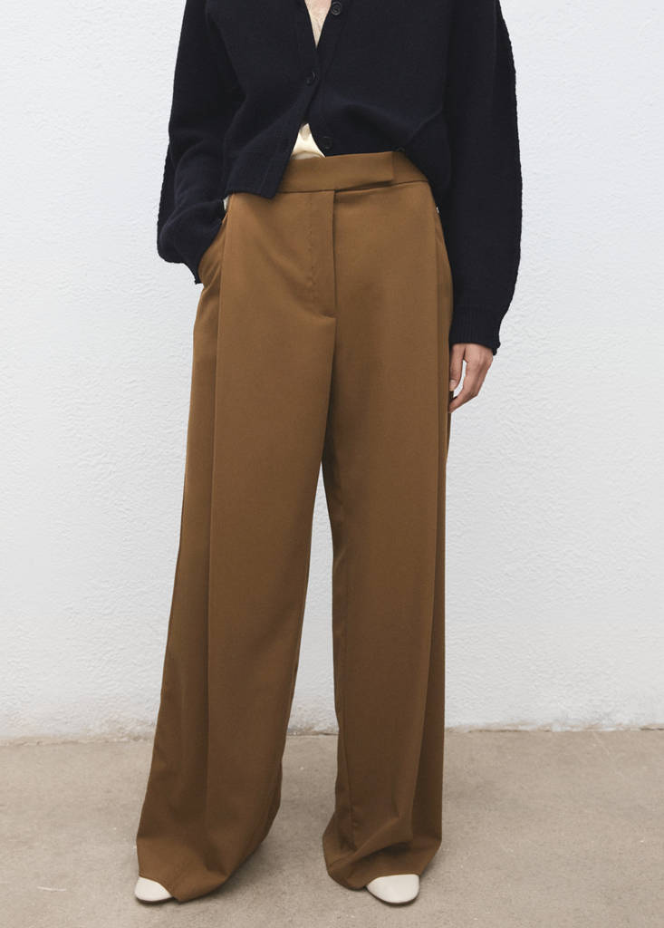 Pleated wide leg trousers — Medium Brown