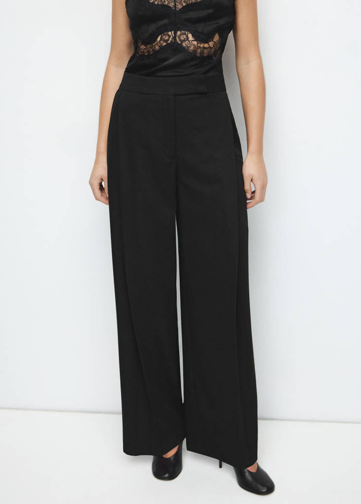 Pleated wide leg trousers — Black