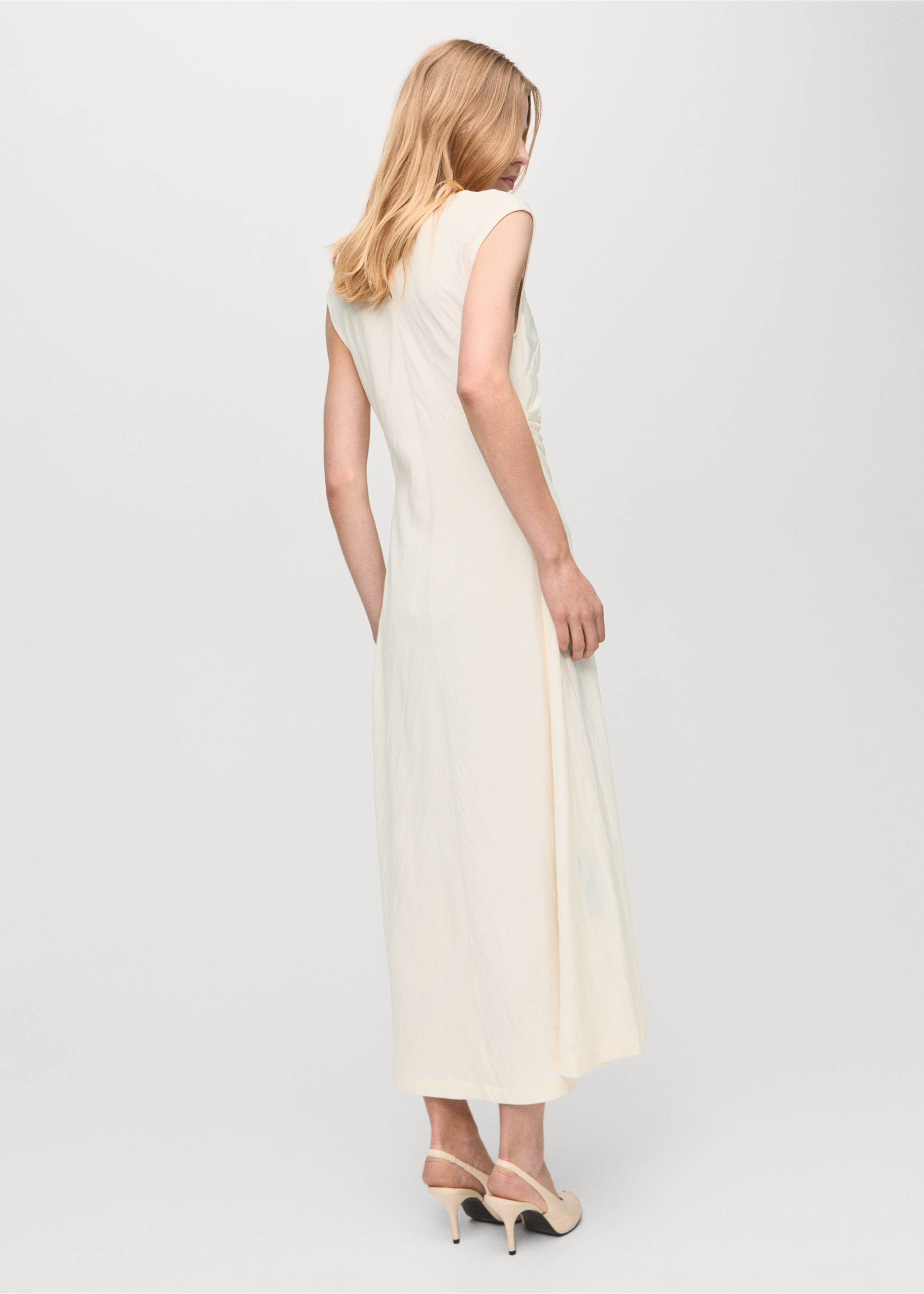Lyocell dress with pleated waist - Reverse of the article, Ecru. Ref: 27081242-00.