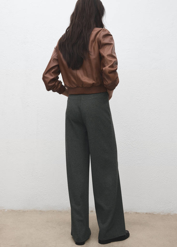 Straight-fit trousers with elastic waist — Grey