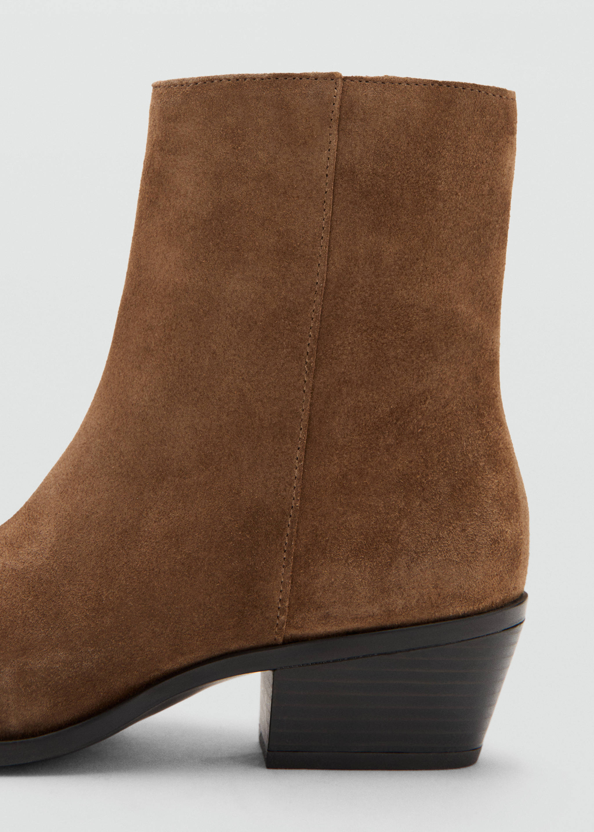 Heel suede ankle boot - Details of the article 1