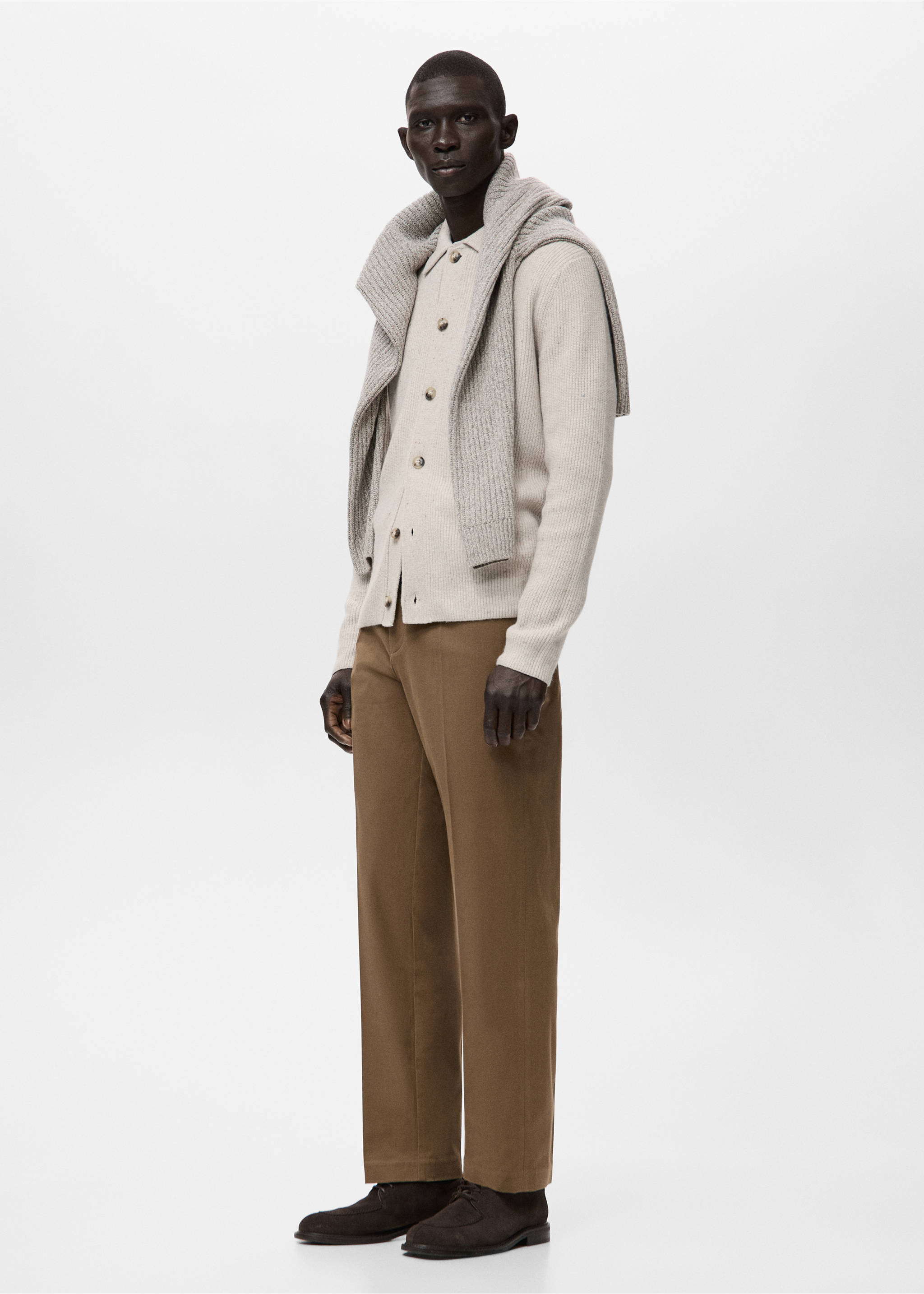 Regular-fit cotton trousers - Details of the article 2, Chocolate. Ref: 27081257-00.