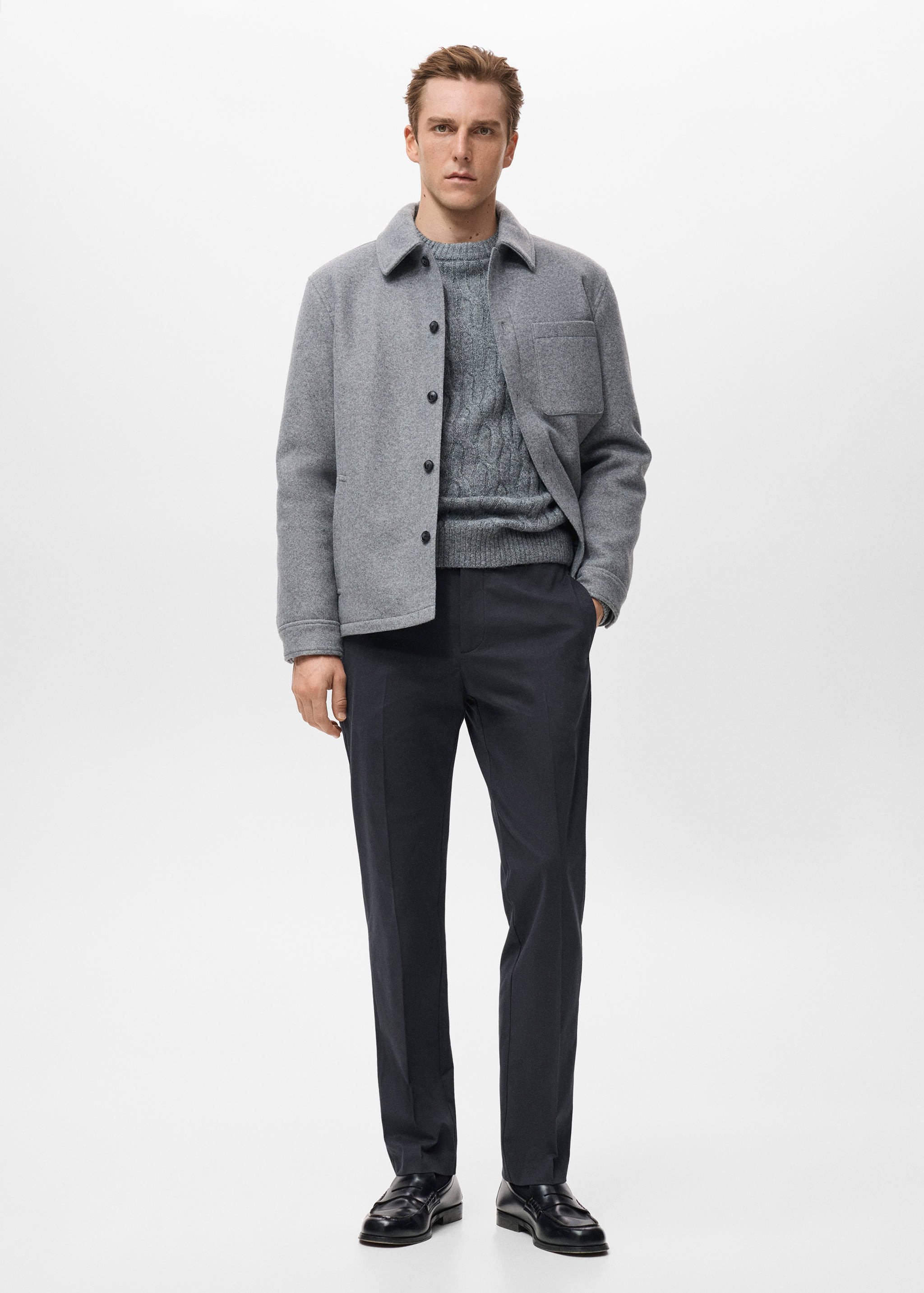 Pantalón algodón regular fit - Plano general