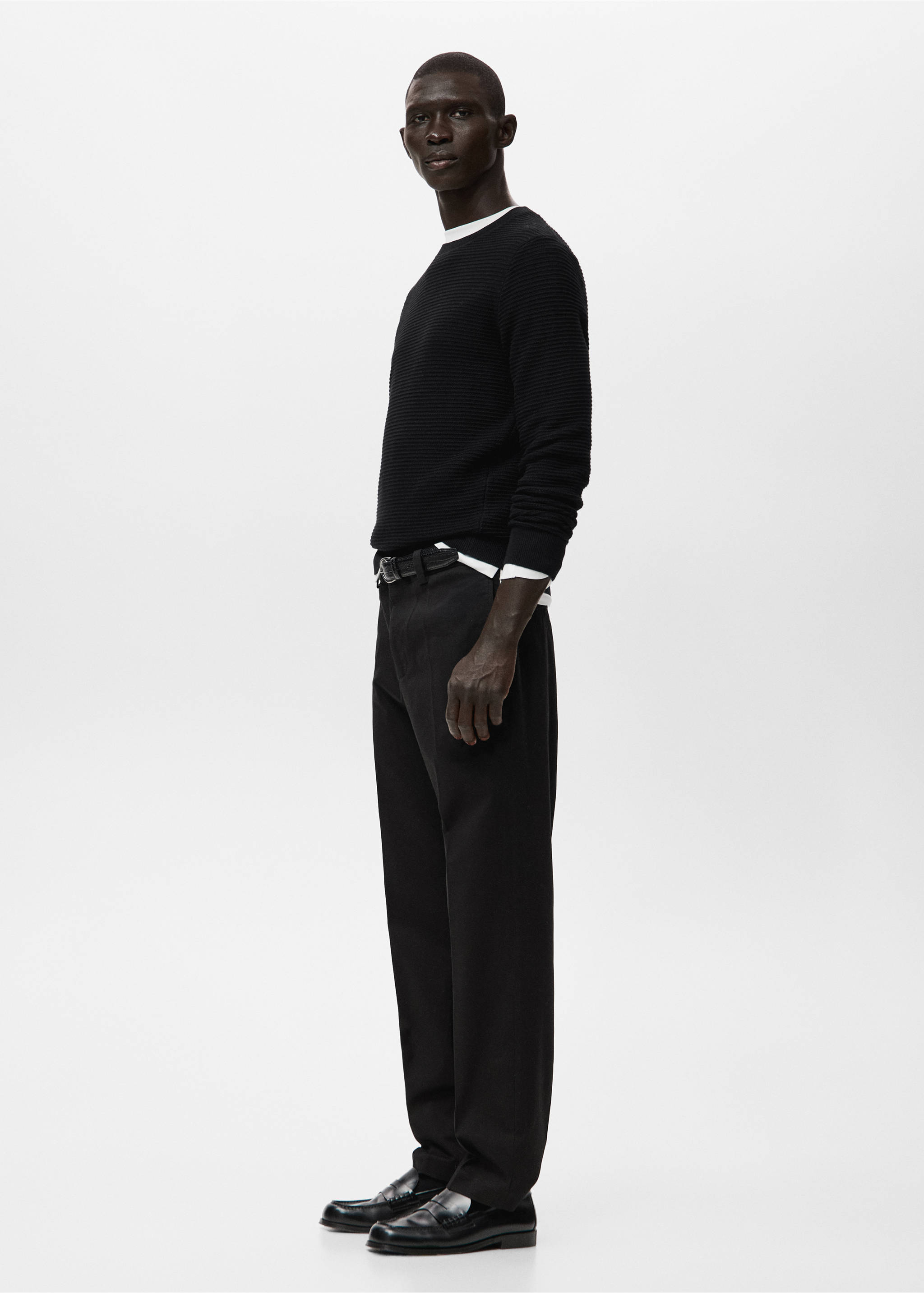 Regular-fit cotton trousers - Details of the article 2, Black. Ref: 27081257-00.