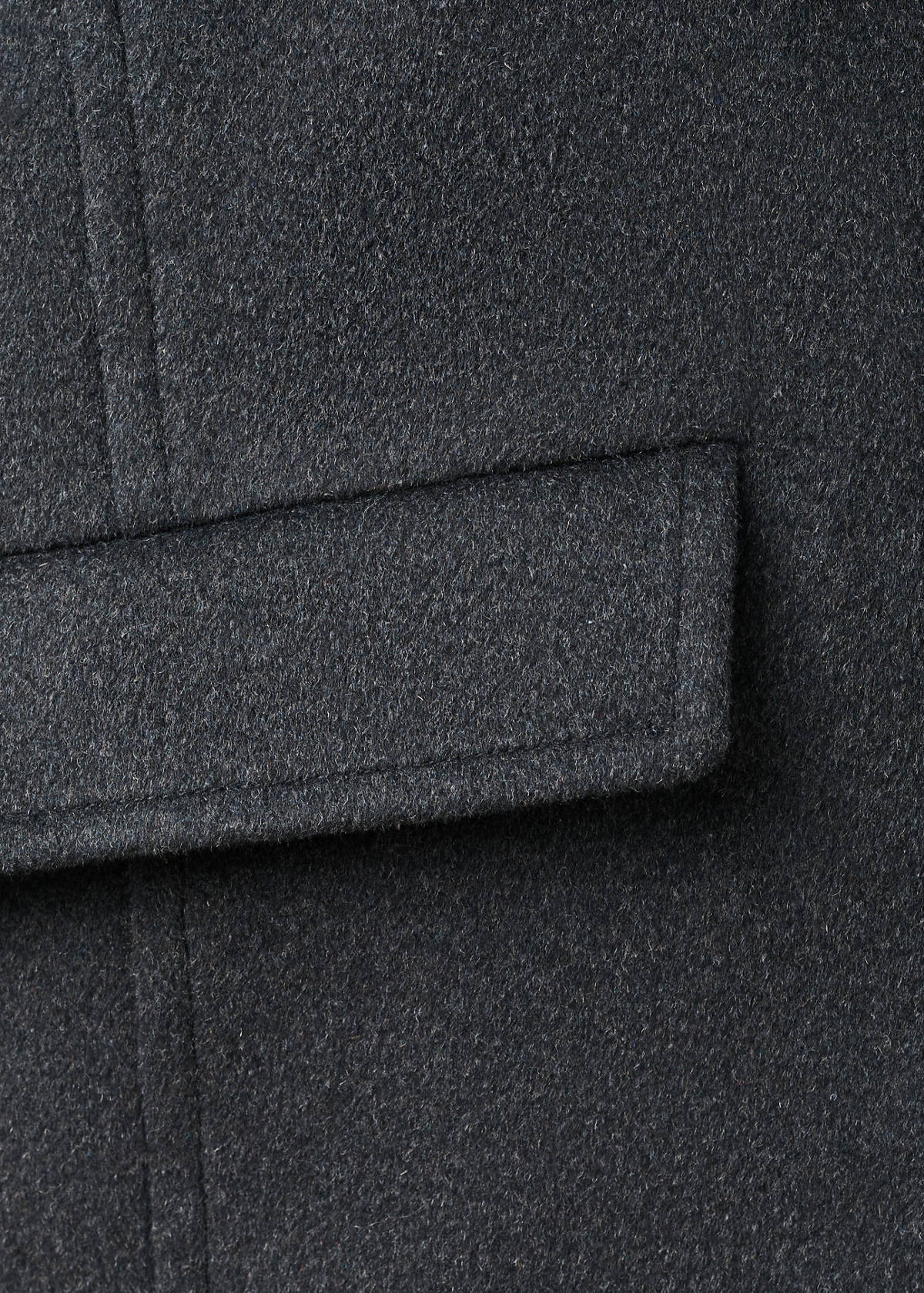 Wool-blend coat with button fastening — Grey