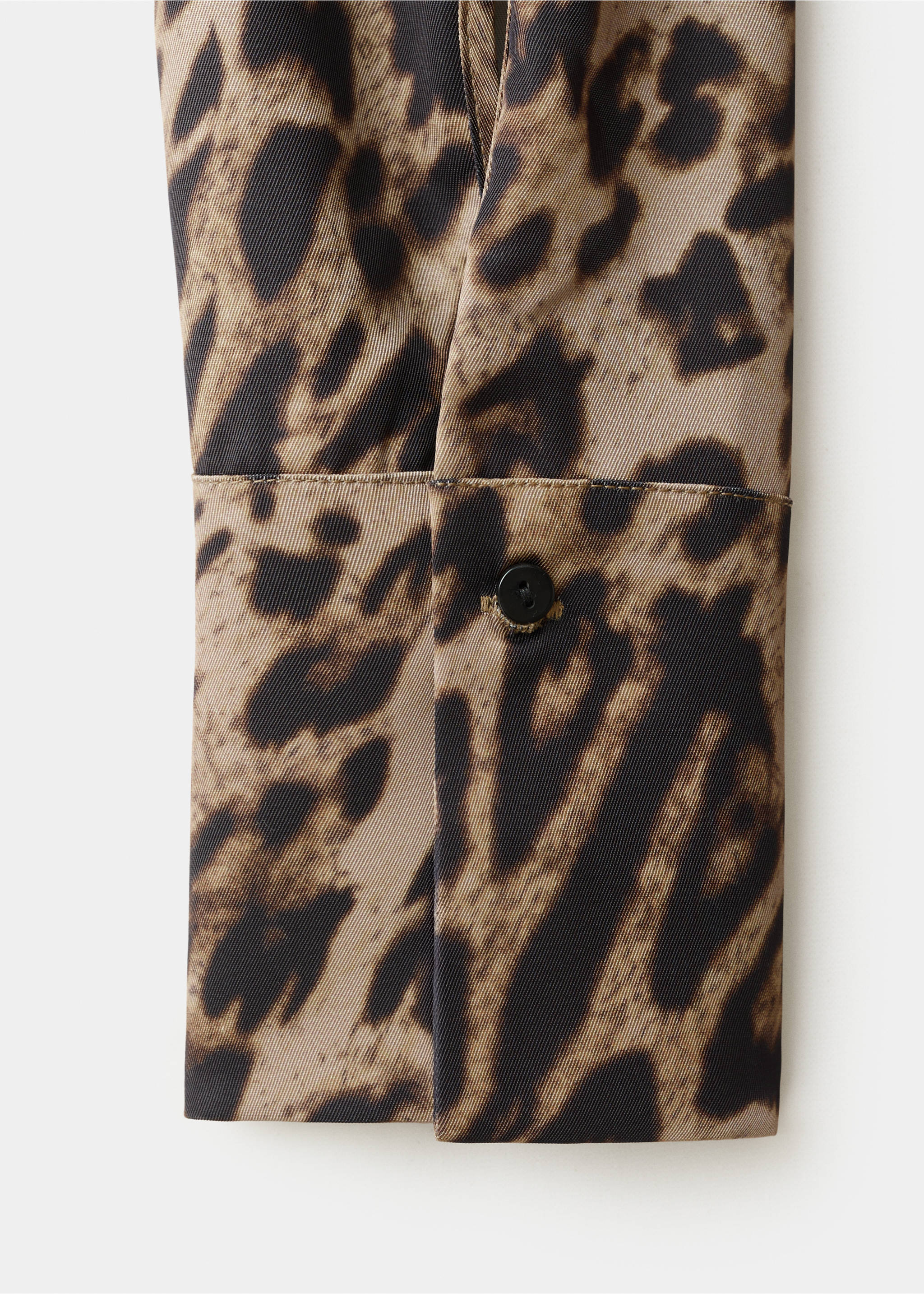 动物印花围巾装饰上衣 - null, 黑色. Ref: 27081265-00.