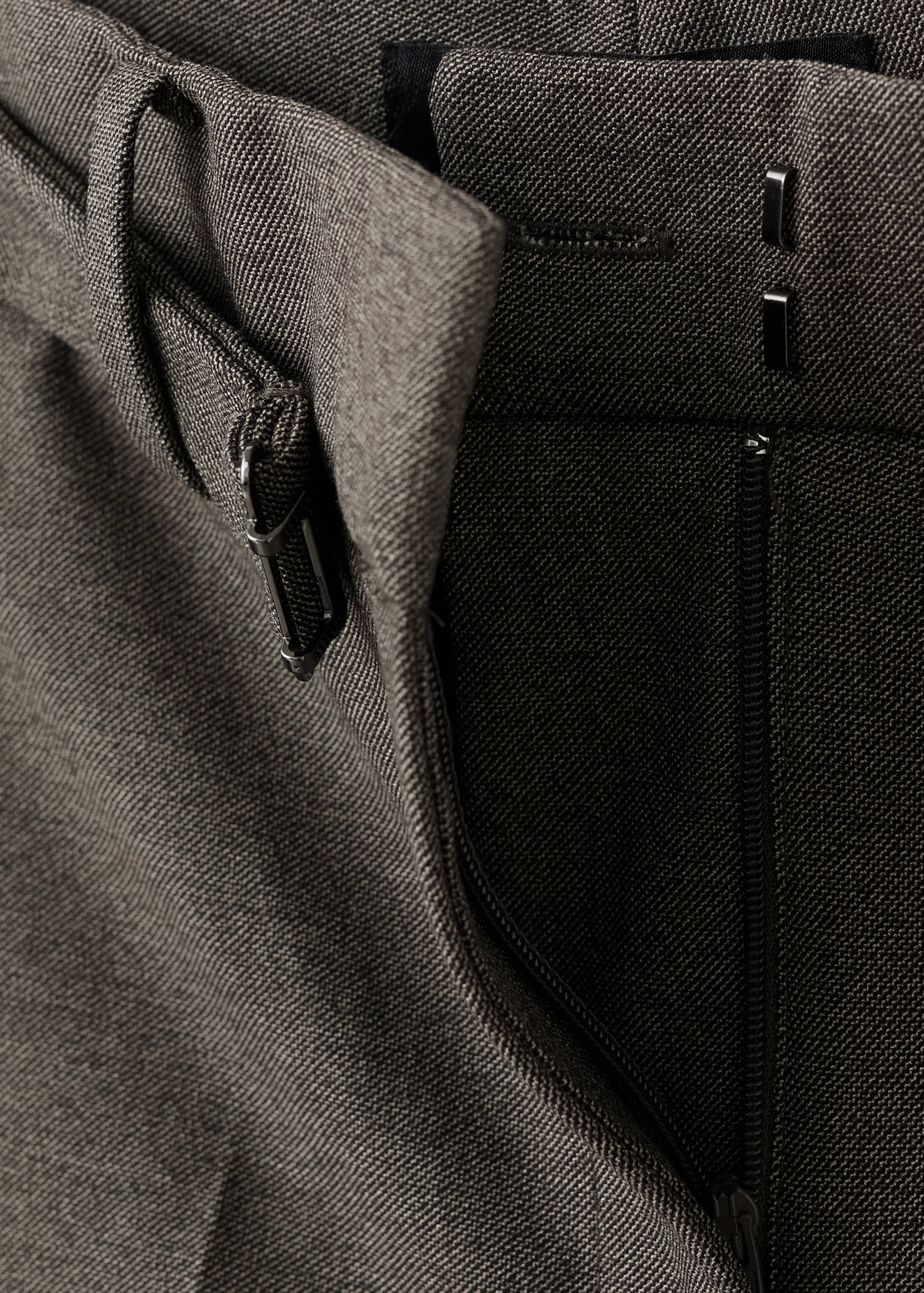 Belt straight-fit trousers - Details of the article 0