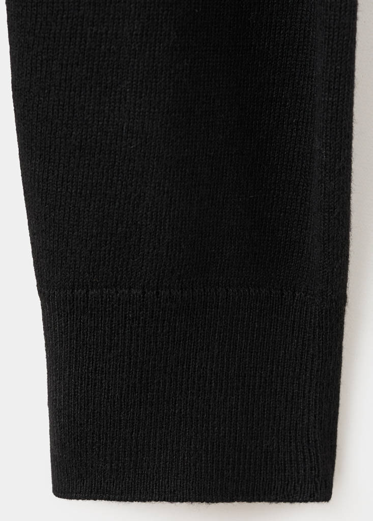 V-neck knitted cardigan — Black