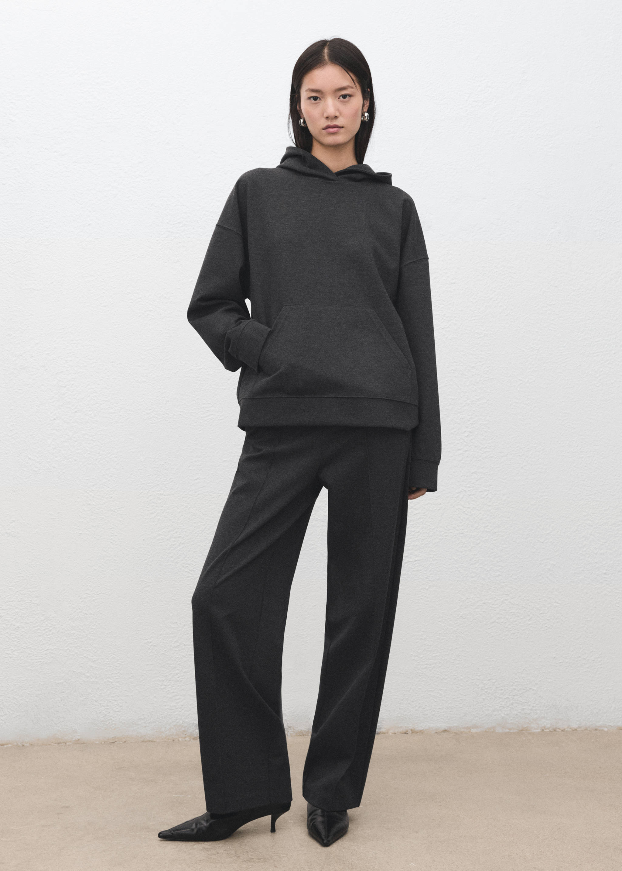 Speckled knitted sweatshirt with hood - General plane