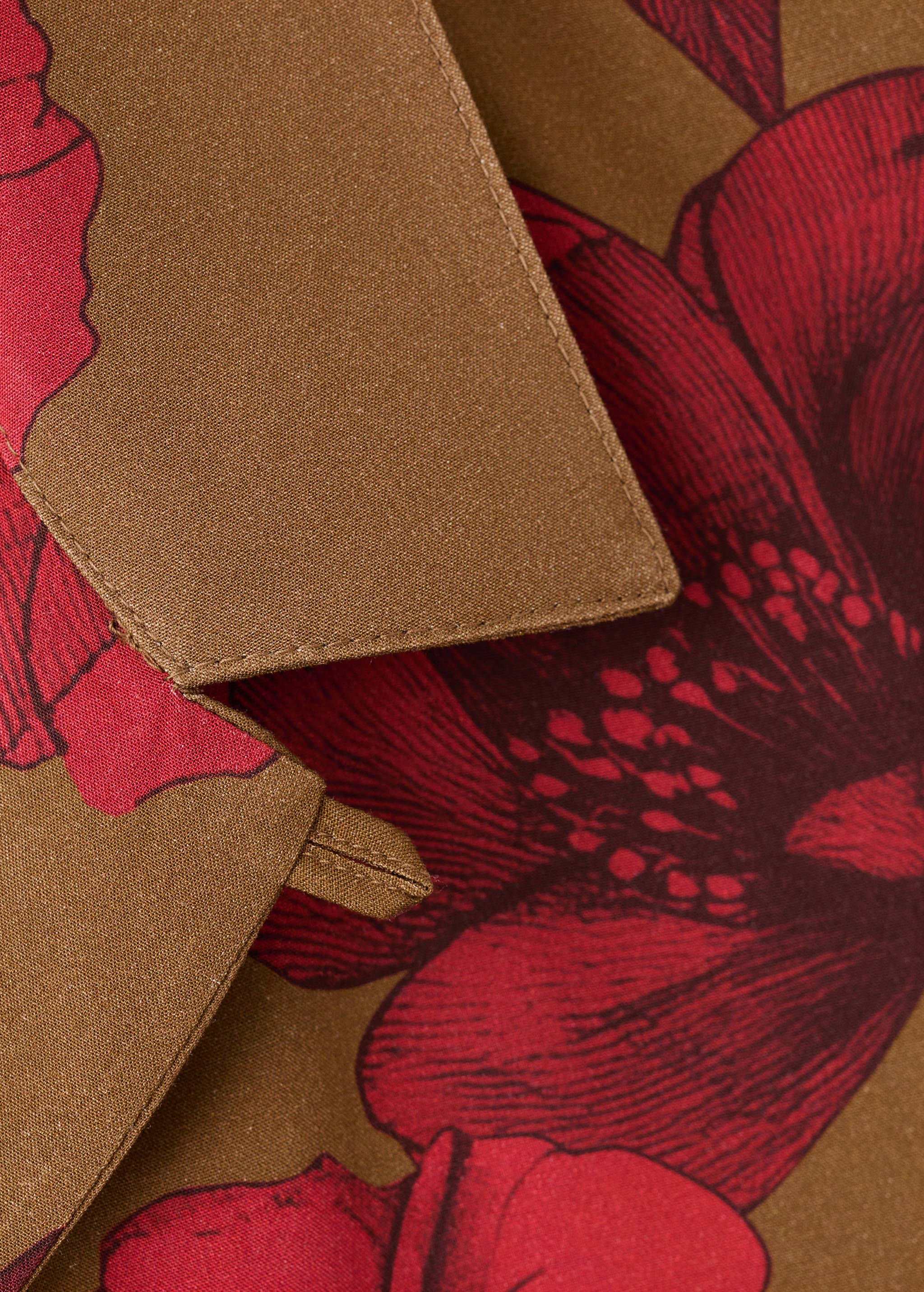 Short sleeve fluid shirt - Details of the article 8