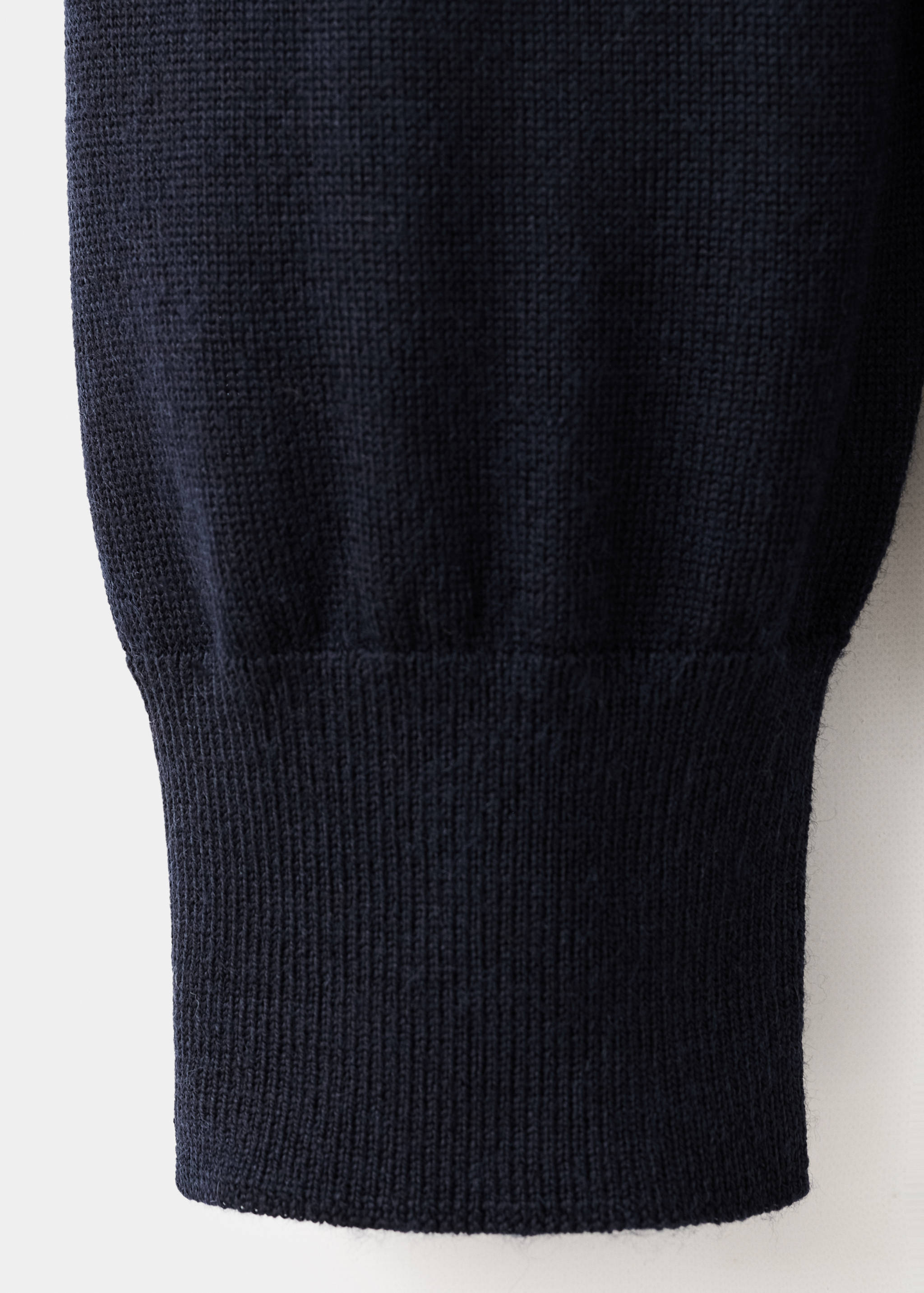 100% merino wool cardigan - Details of the article 0