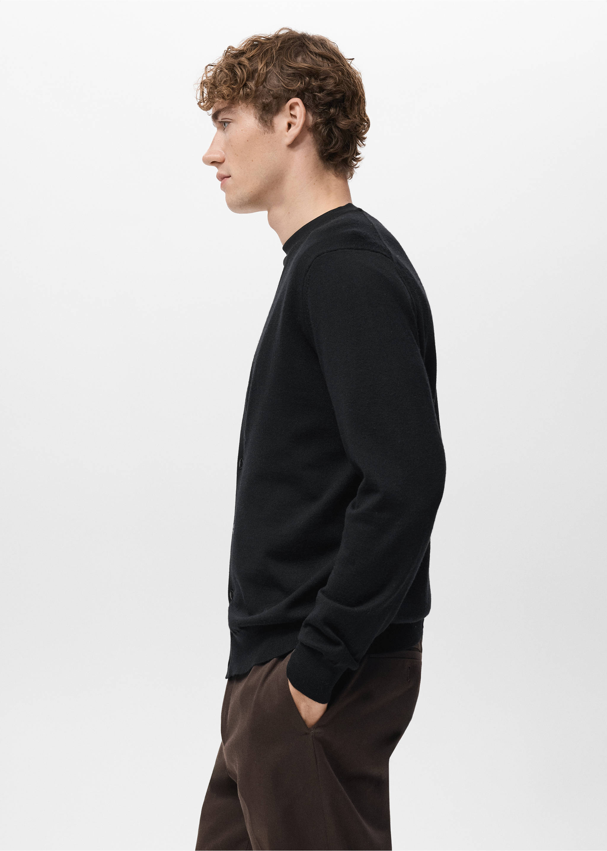 100% merino wool cardigan - Details of the article 2, Black. Ref: 27081282-00.