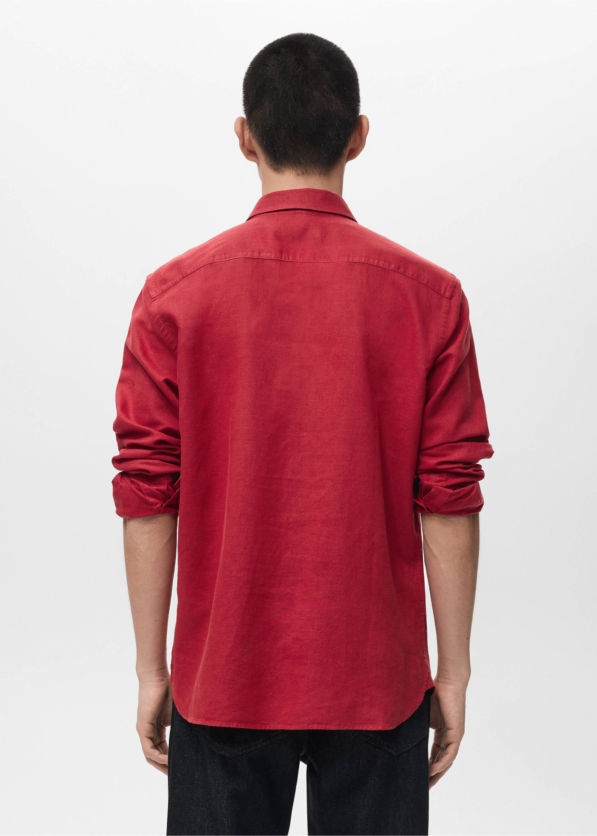 Regular-fit linen shirt with pocket - Reverse of the article, Red. Ref: 27081299-00.