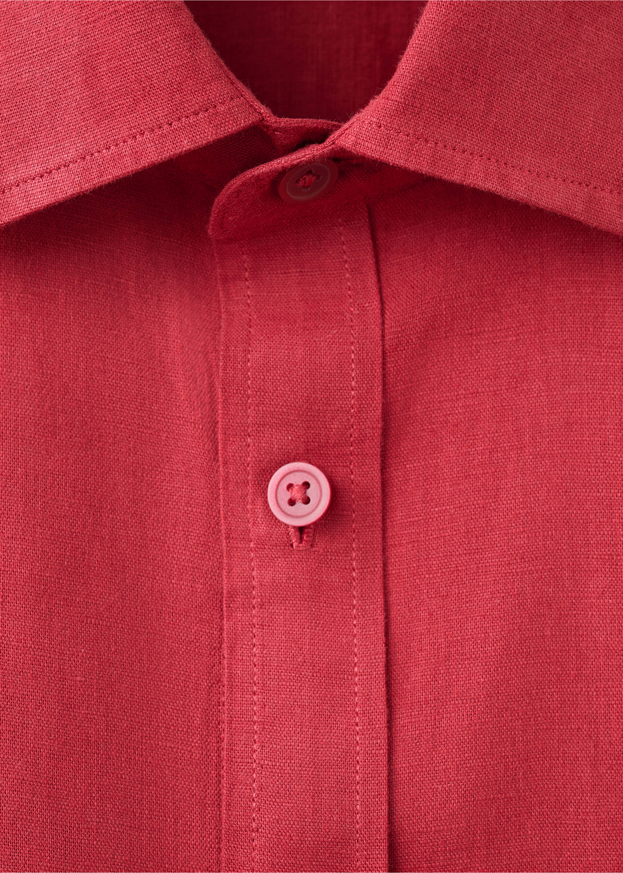 Regular-fit linen shirt with pocket - Details of the article 8, Red. Ref: 27081299-00.