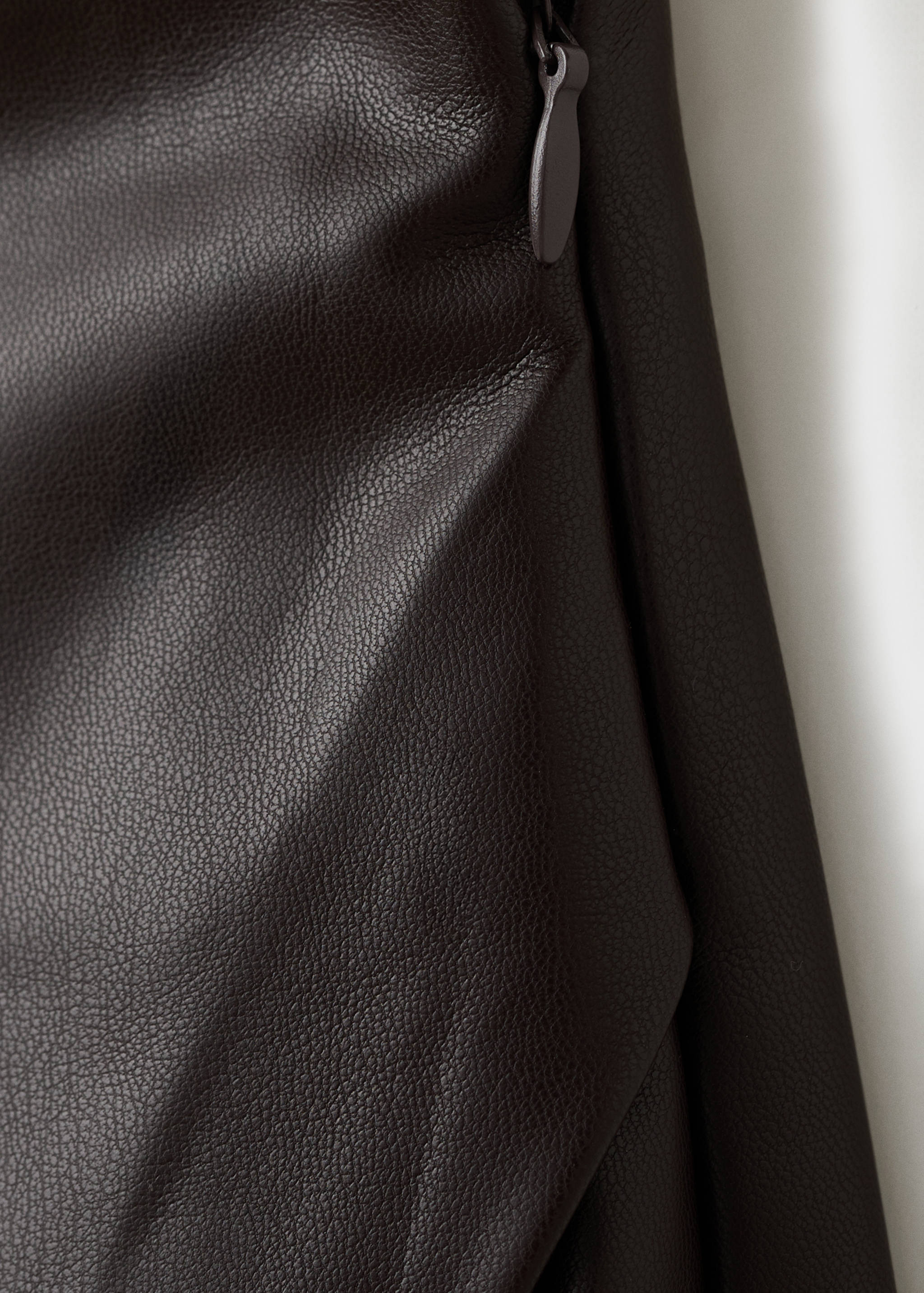 Faux-leather culottes - Details of the article 8
