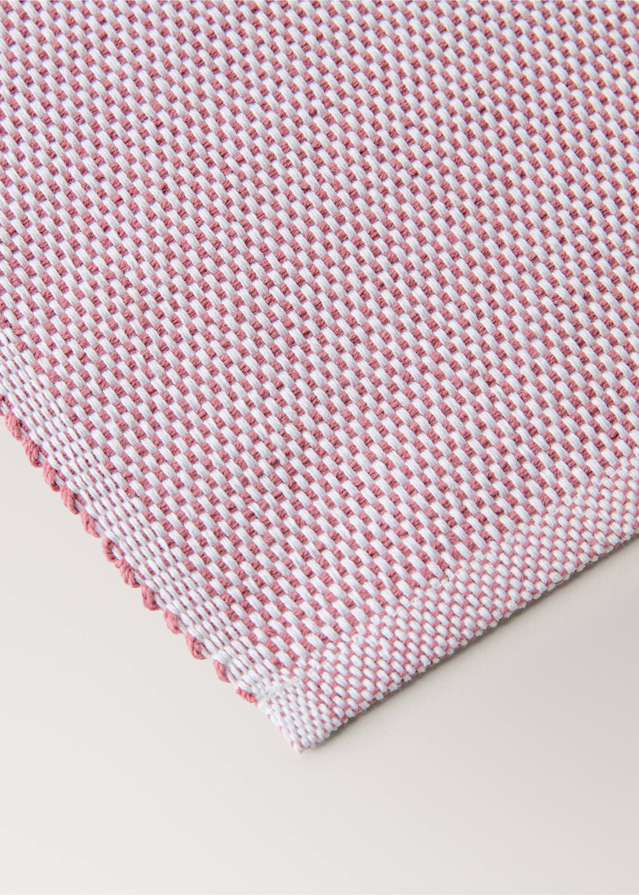 Tischset aus Baumwolle mit Melange-Effekt - Detail des Artikels 2, Rosa. Ref: 27081309-00.