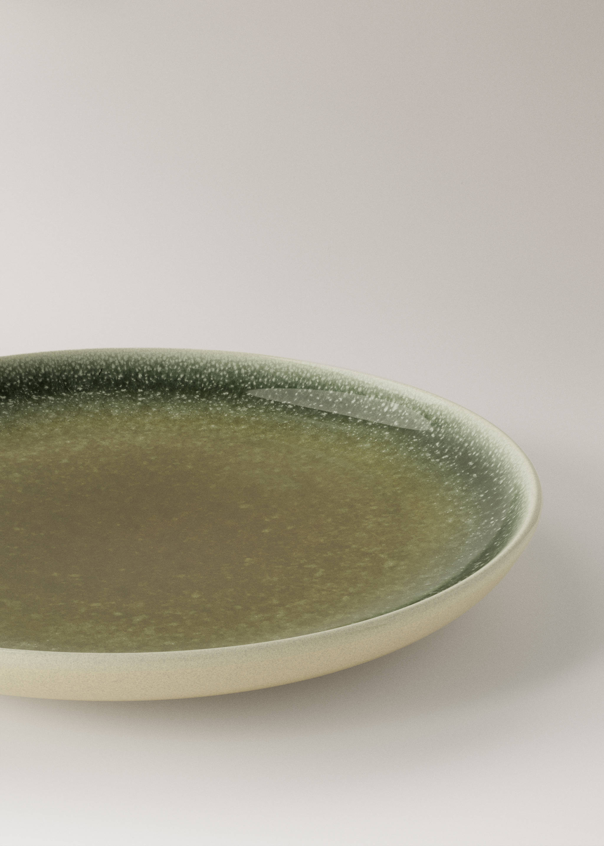 Gradient-colour stoneware dessert plate - Details of the article 2