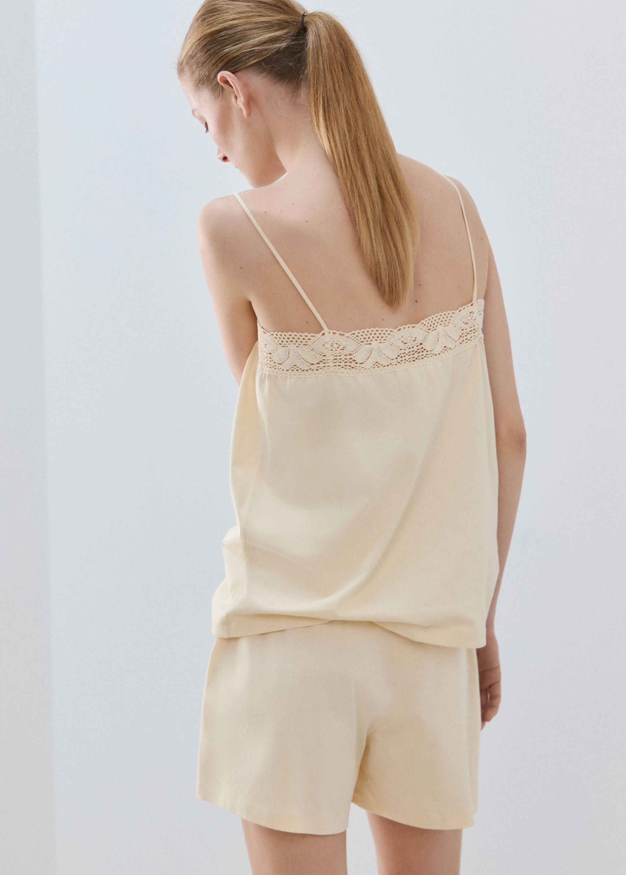 Cotton top with lace straps - Reverse of the article