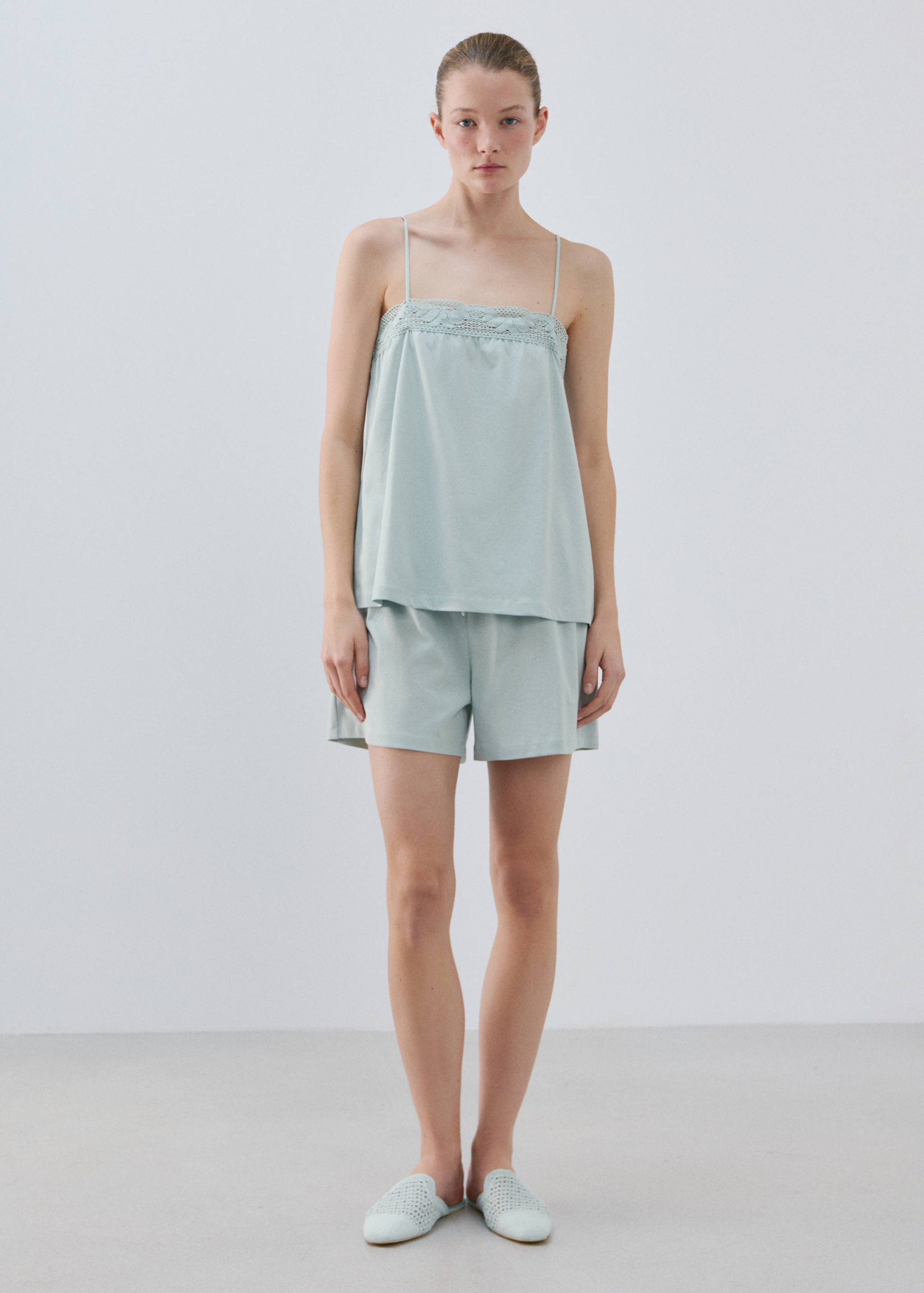 Cotton top with lace straps - General plane