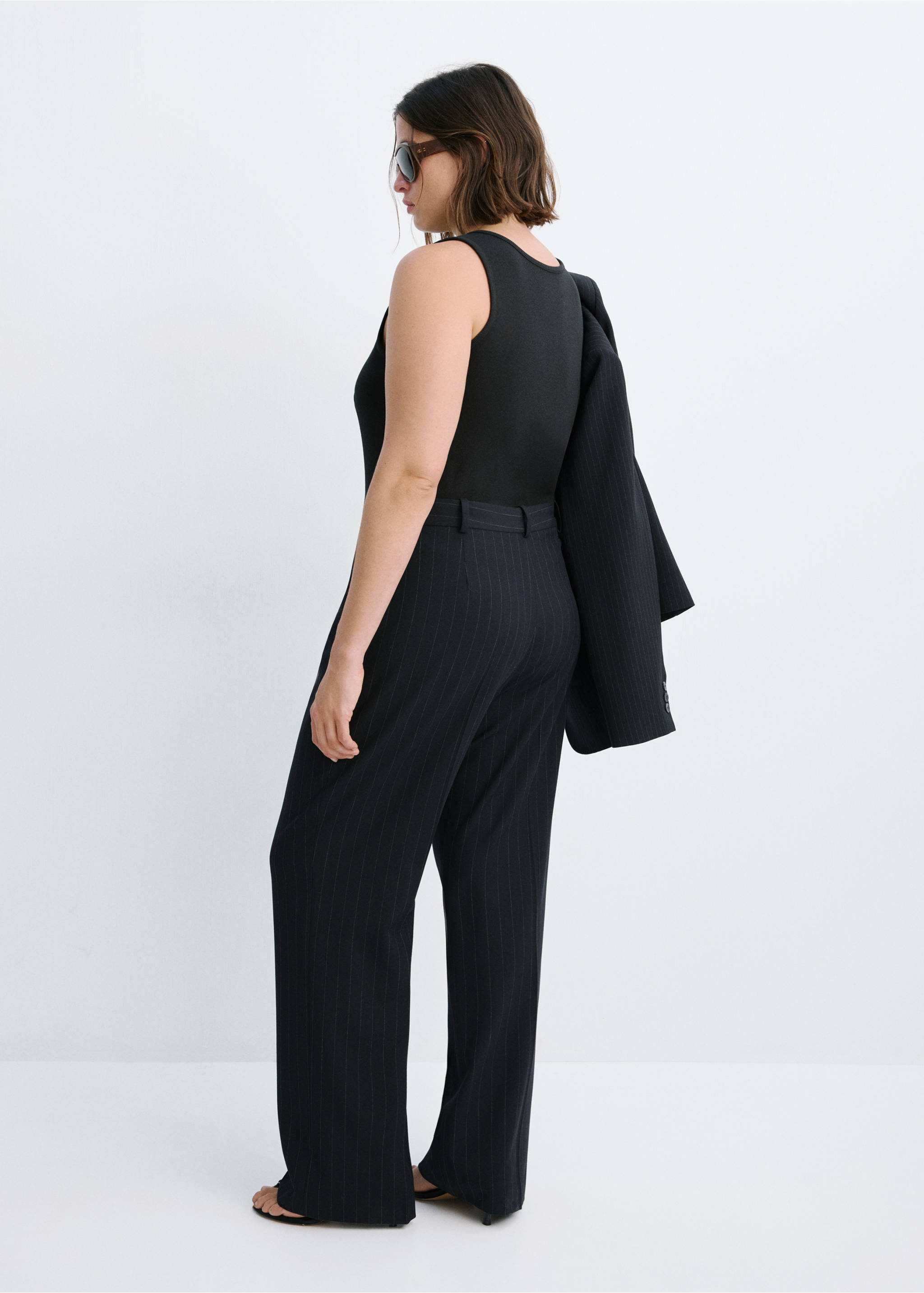 Straight-fit suit trousers - Details of the article 4, Dark Navy. Ref: 27081328-00.