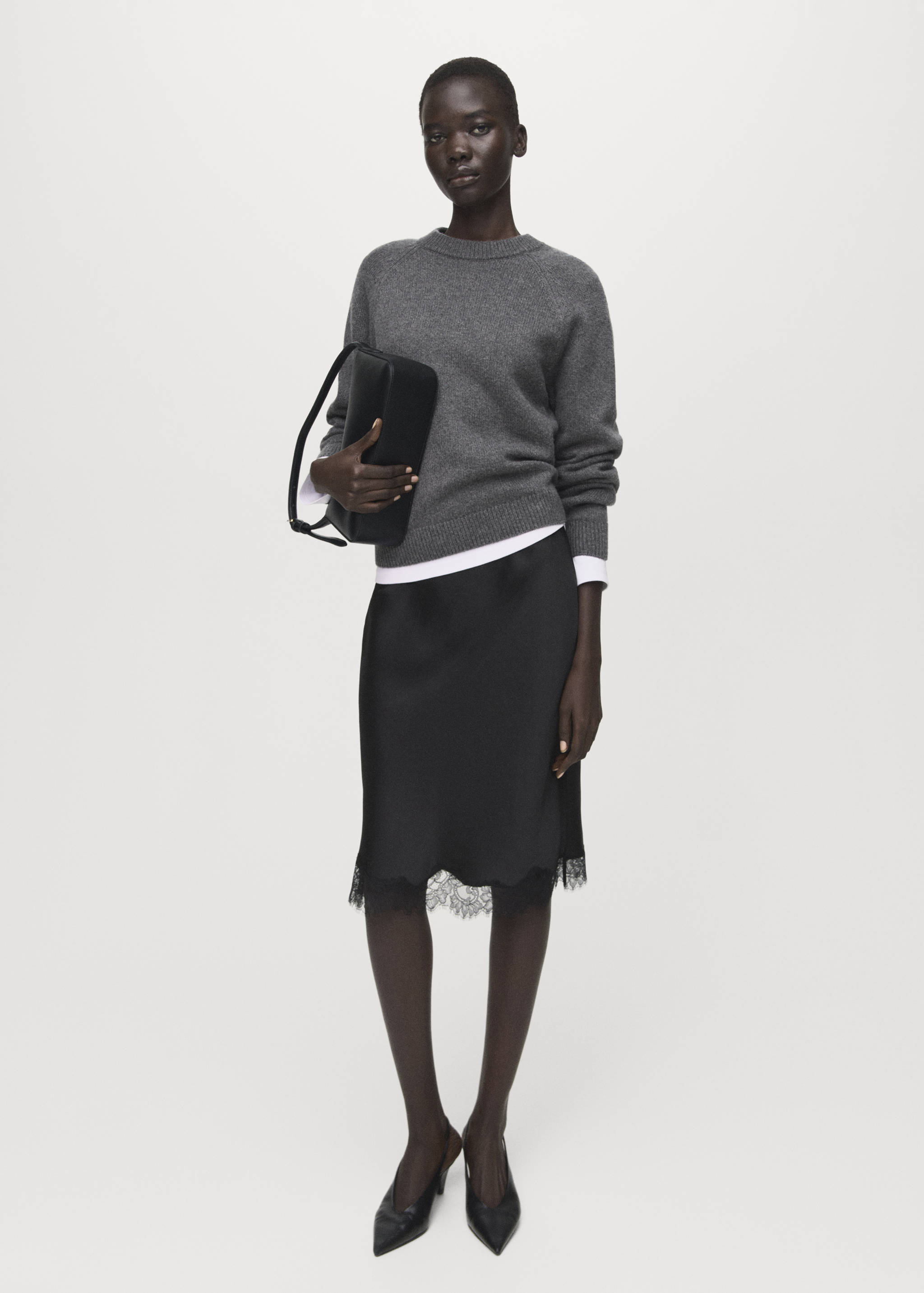 Jupe satinée dentelle - Plan général