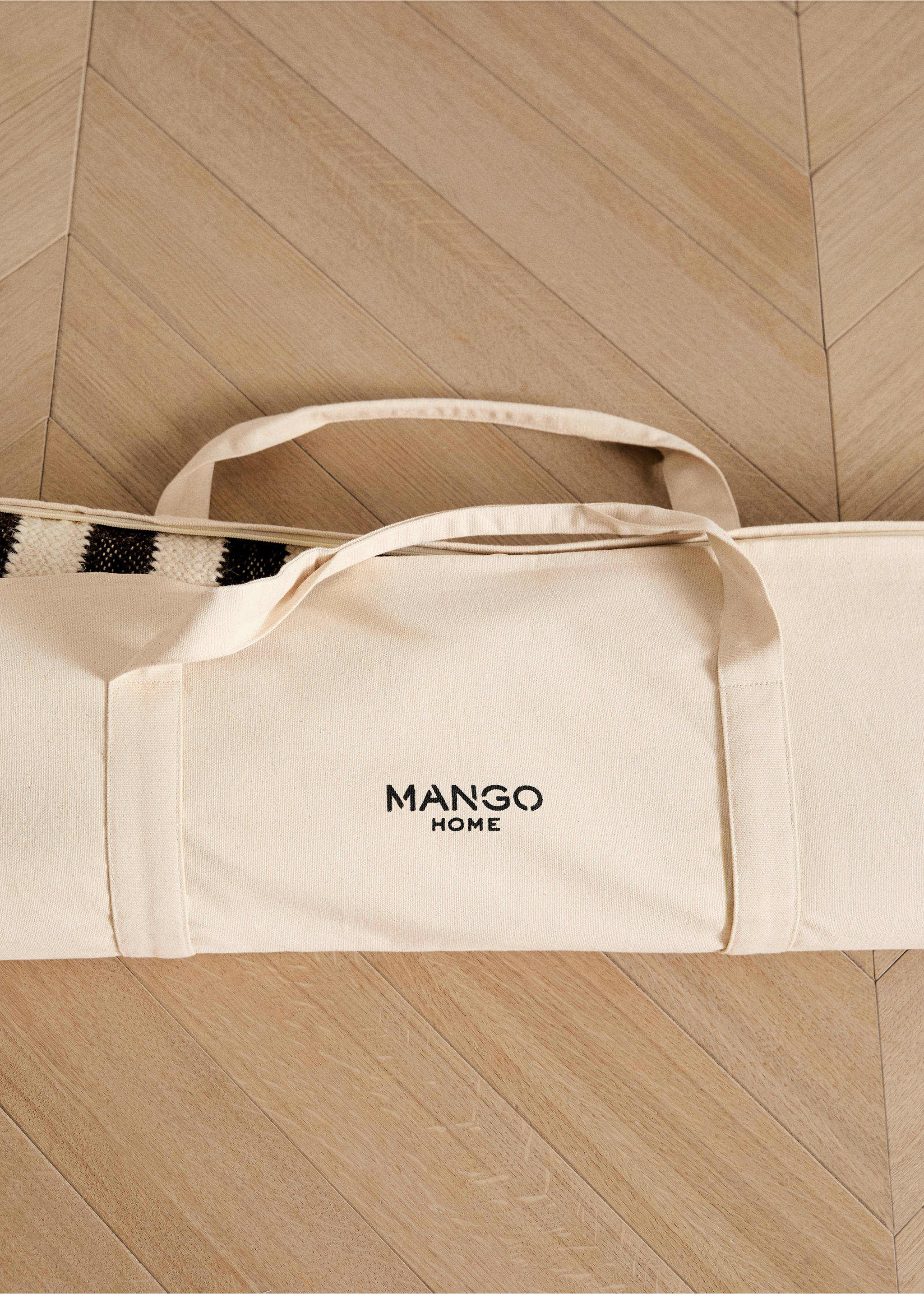 Bolsa almacenaje alfombra mediana - Plano general, Crudo. Ref: 27081512-00.