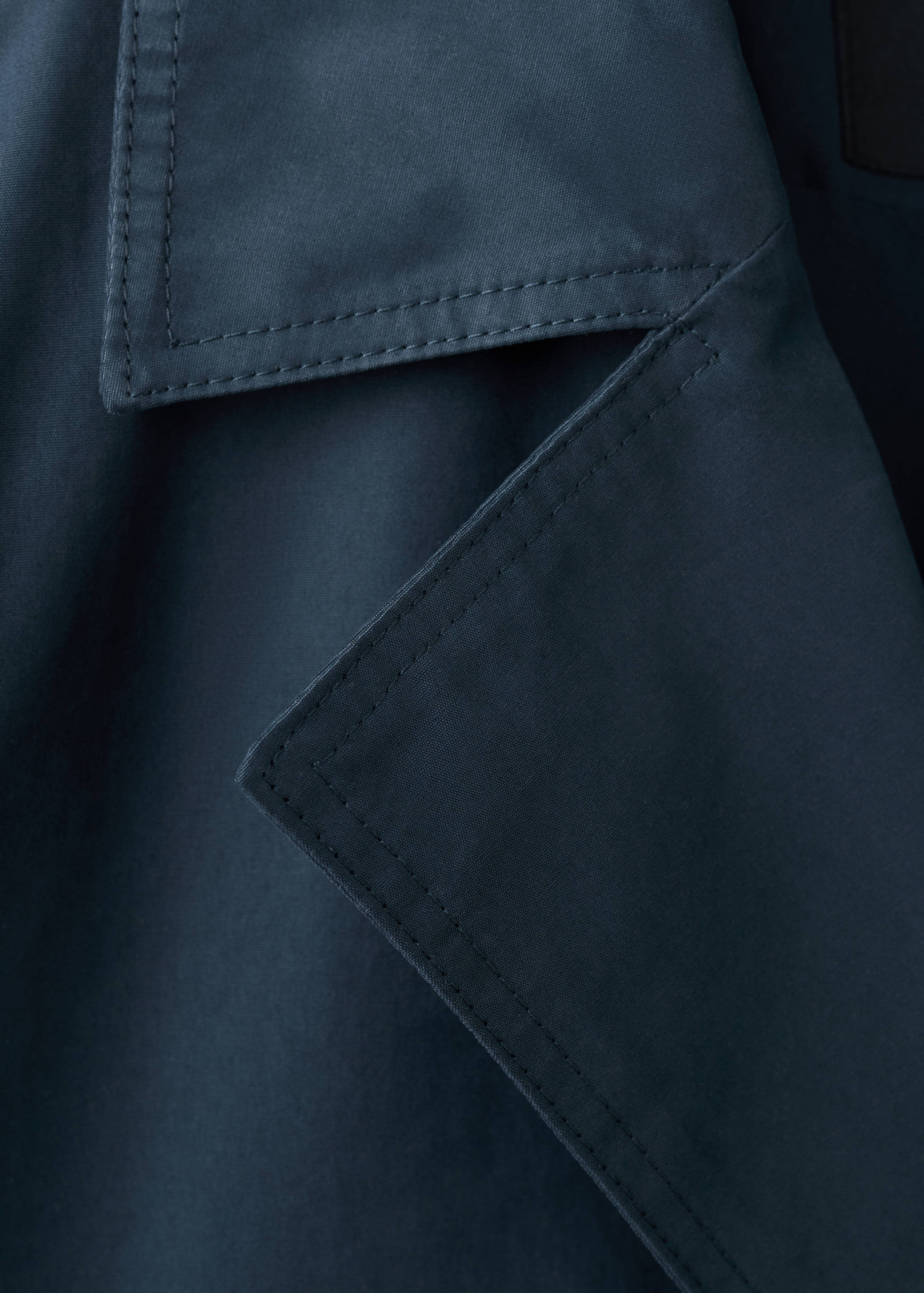 Double-breasted short balloon trench - Details of the article 8