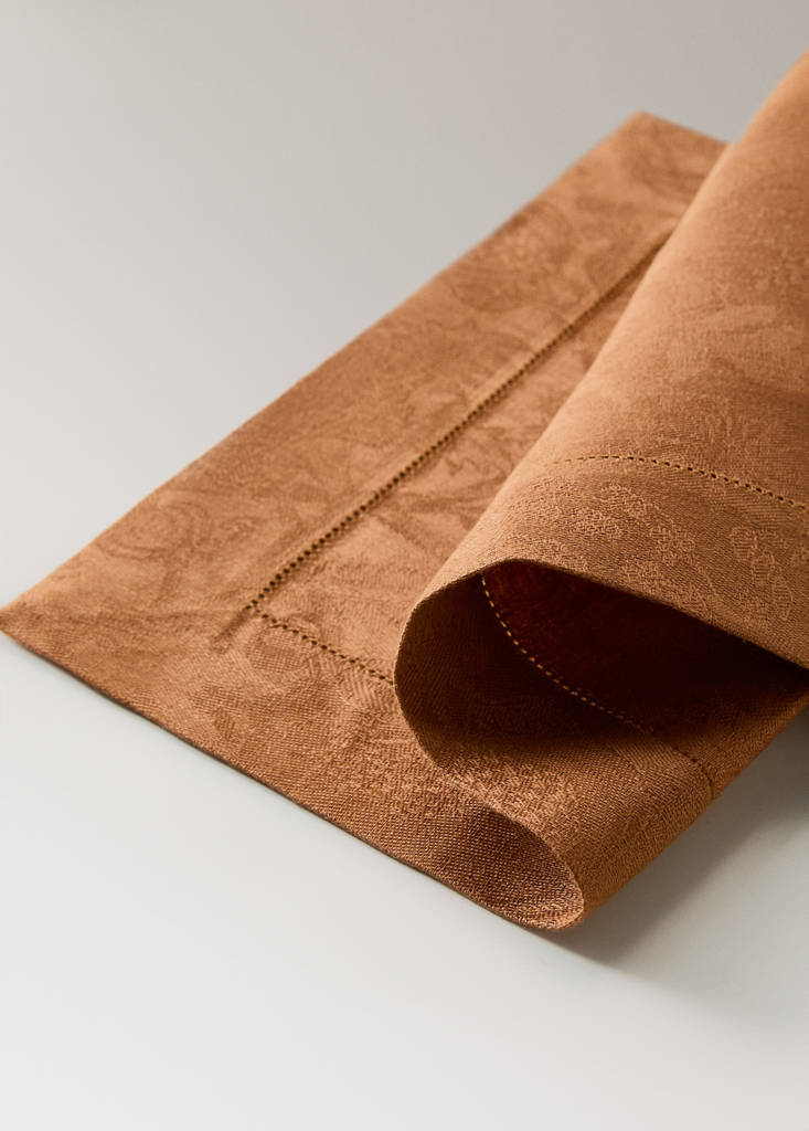 Floral print 100% linen table mat — Medium Brown
