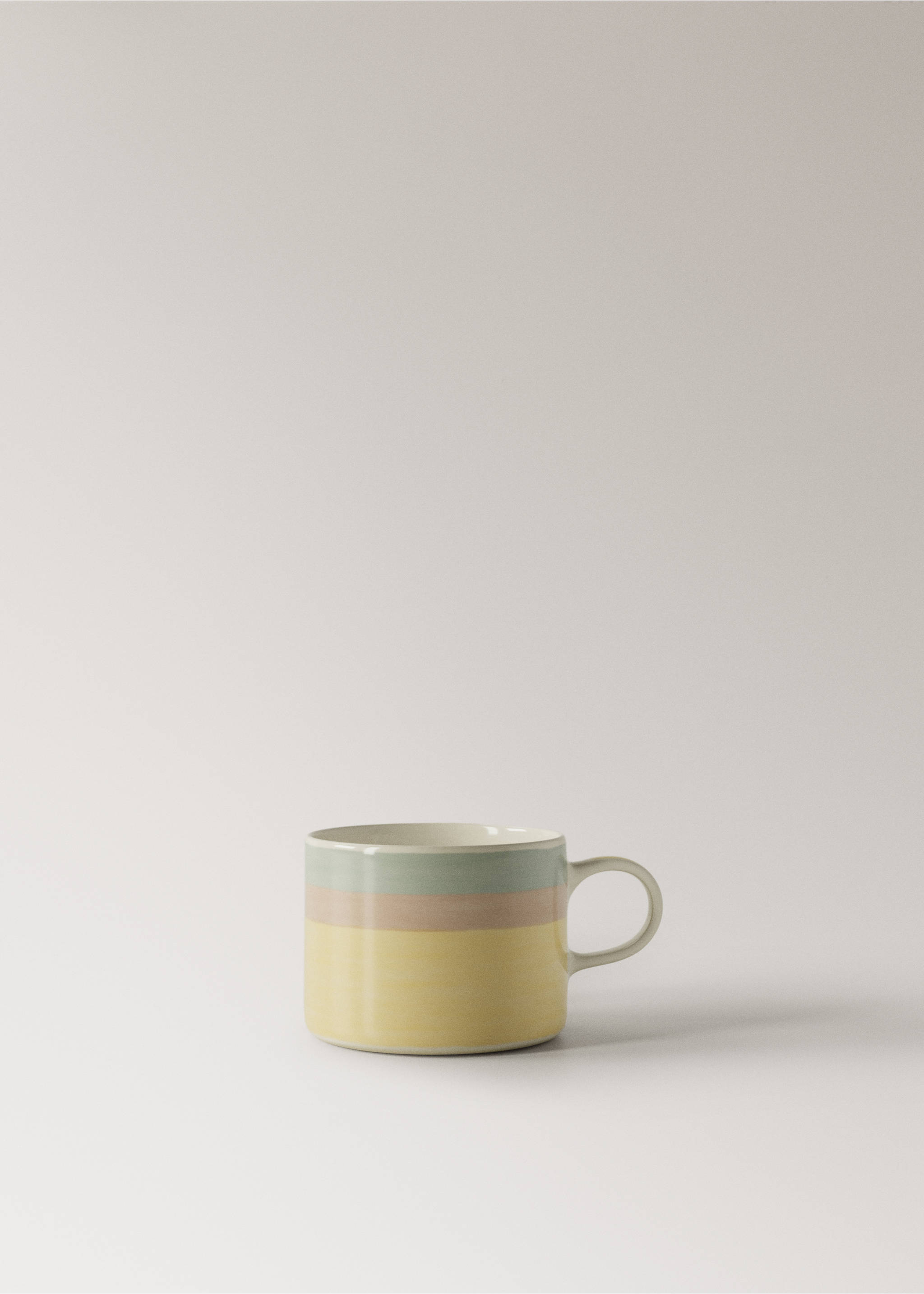 Striped stoneware coffee cup - Article without model, Vanilla. Ref: 27081523-00.