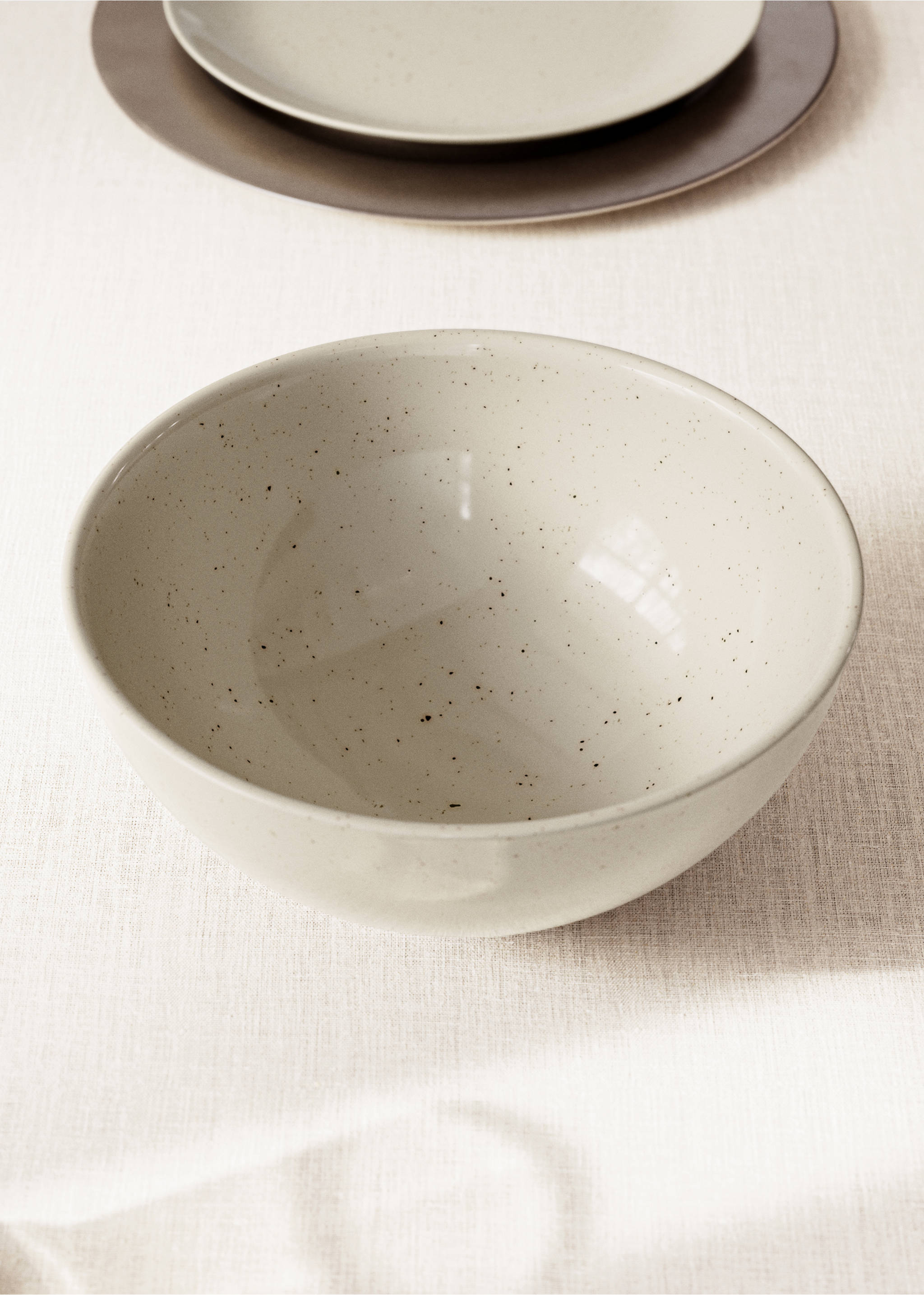 Steingut Punkte - Allgemeine Ansicht, Cremeweiß. Ref: 27081524-00.