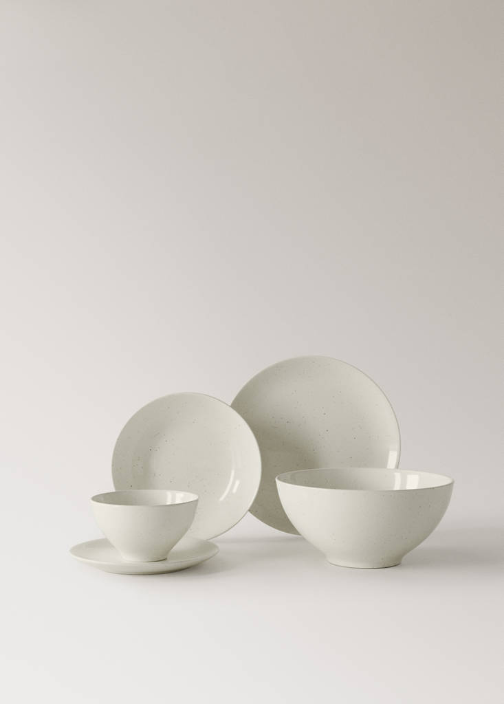 Stoneware serving dish with spots — Off White