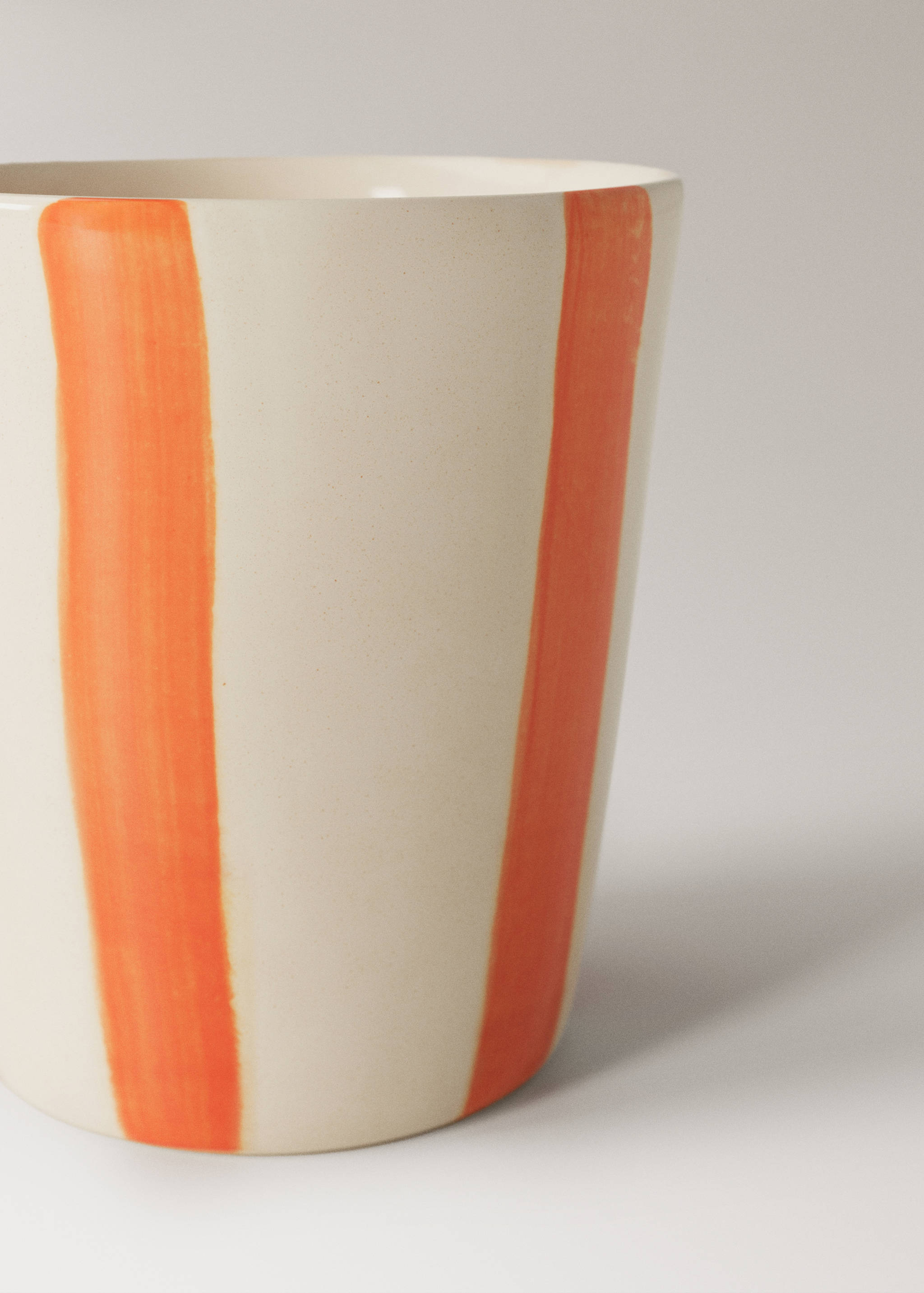 Espresso stoneware mug with stripes - Details of the article 2