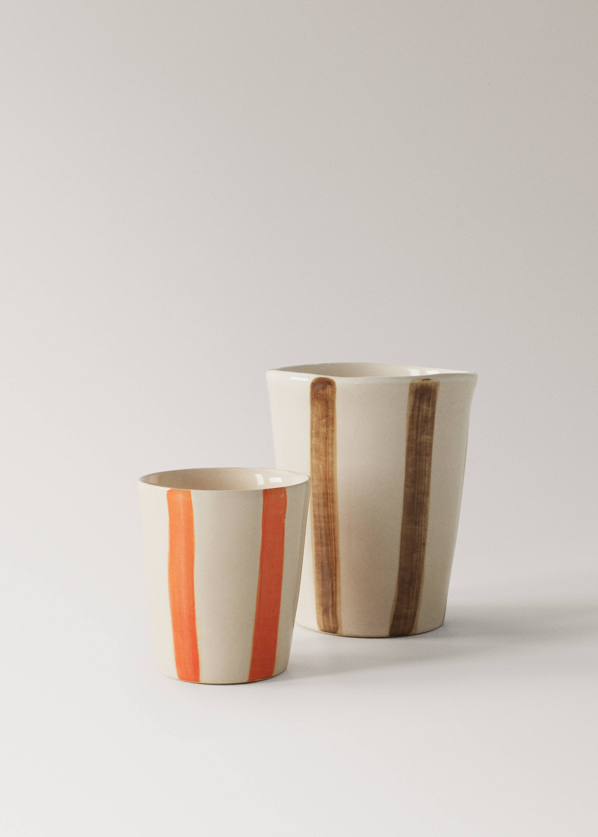 Espresso stoneware mug with stripes - Details of the article 3